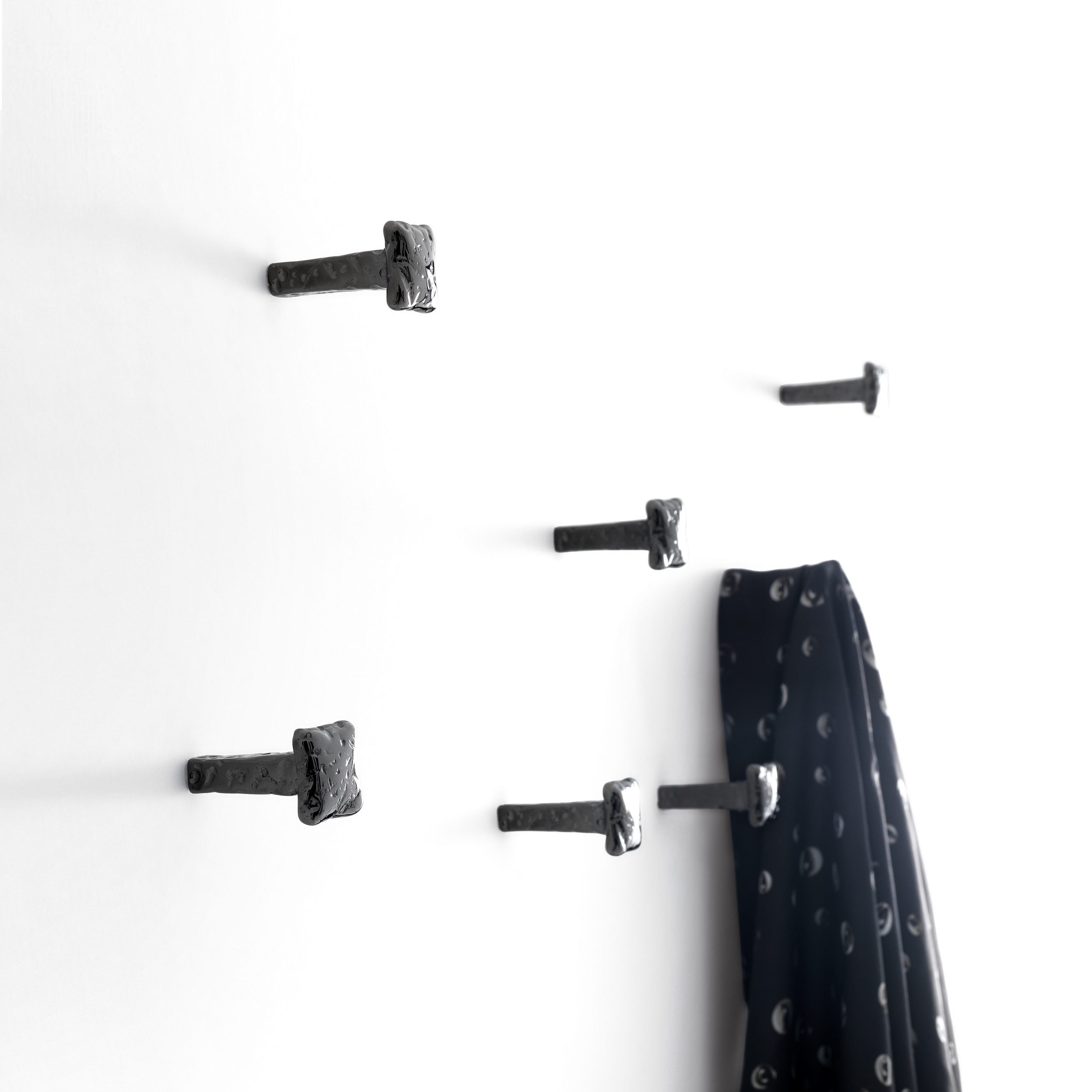 Display product Chiodo Schiaccia Chiodo Nail from manufacturer Opinion Ciatti