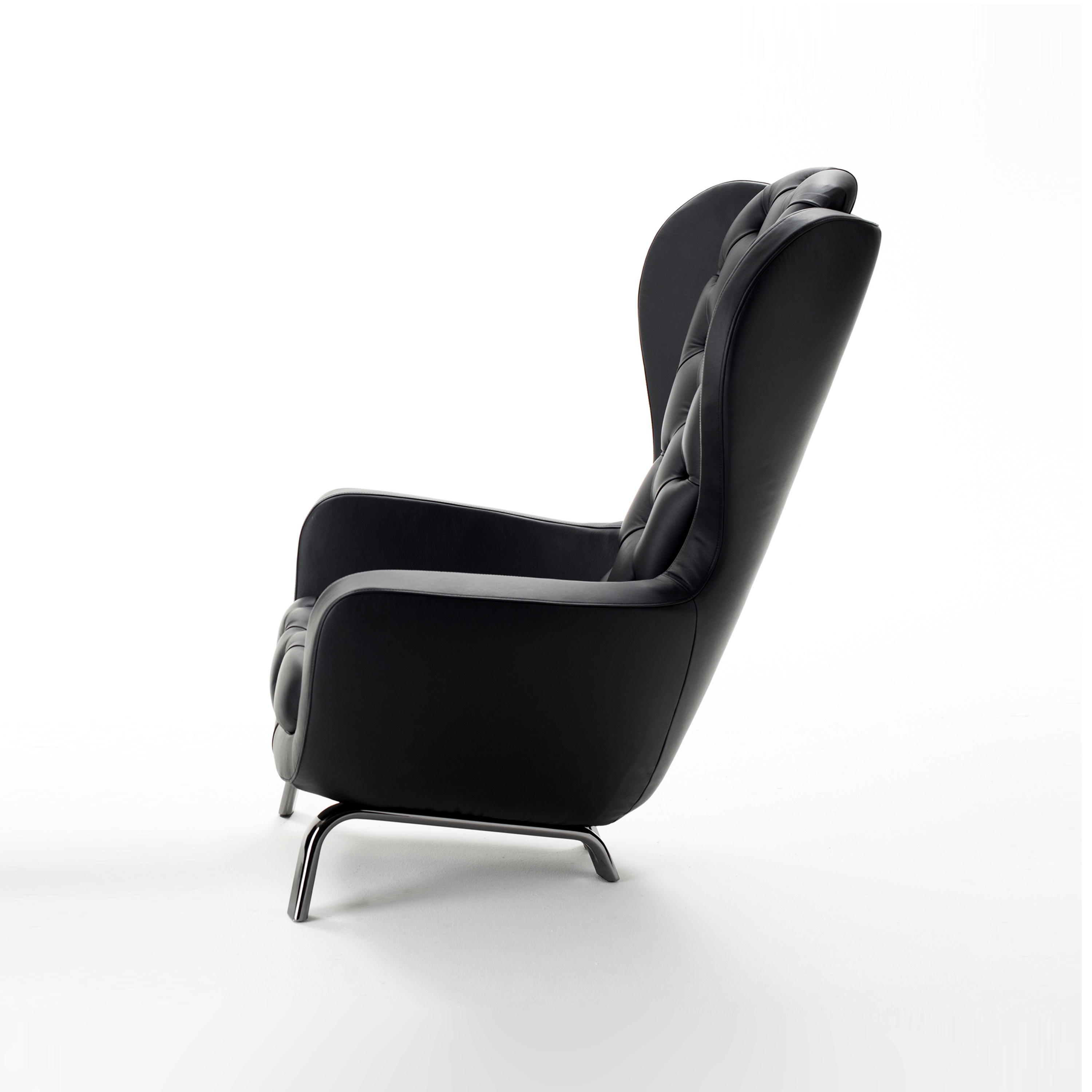 Display product Guelfo wingback from manufacturer Opinion Ciatti