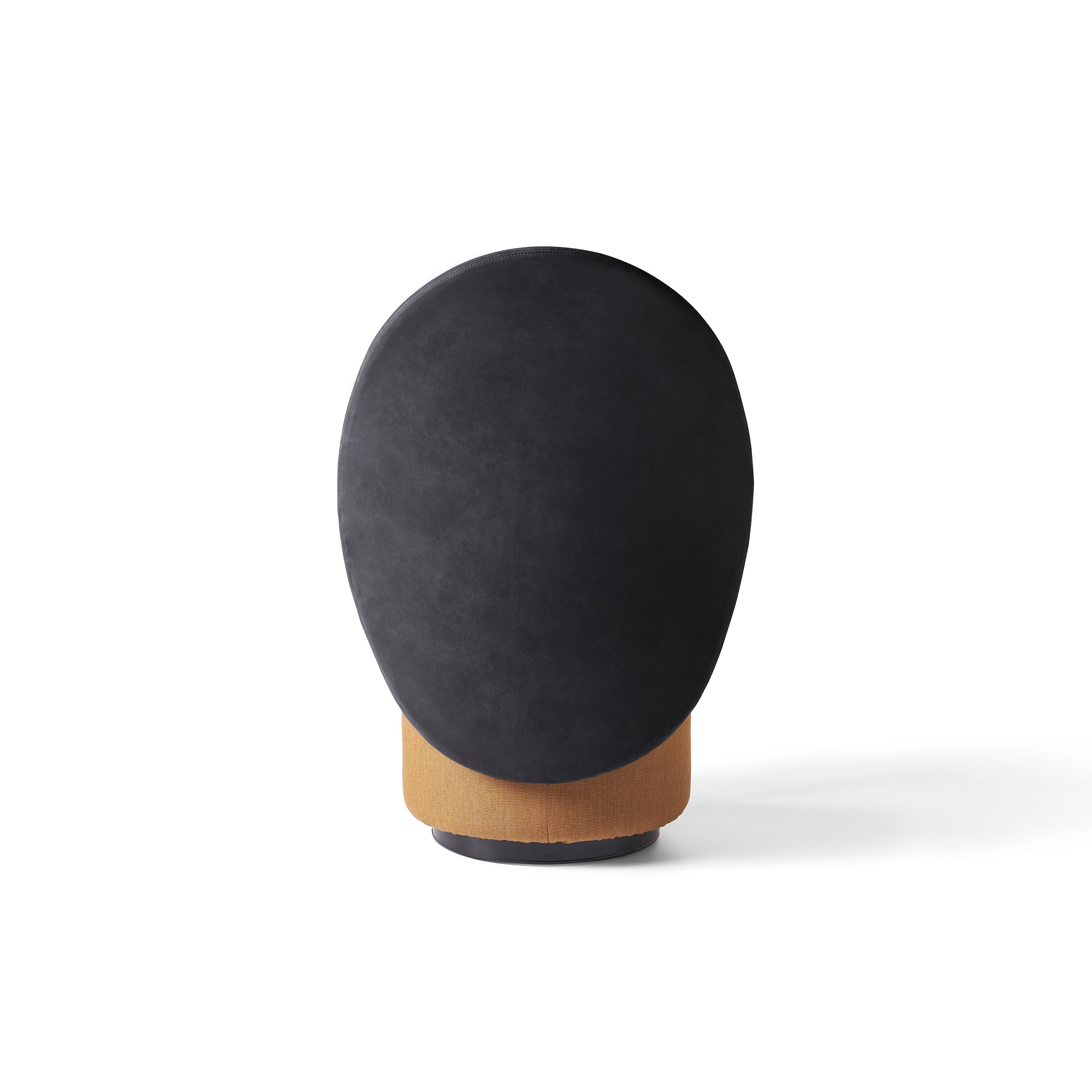 Loomi armchair