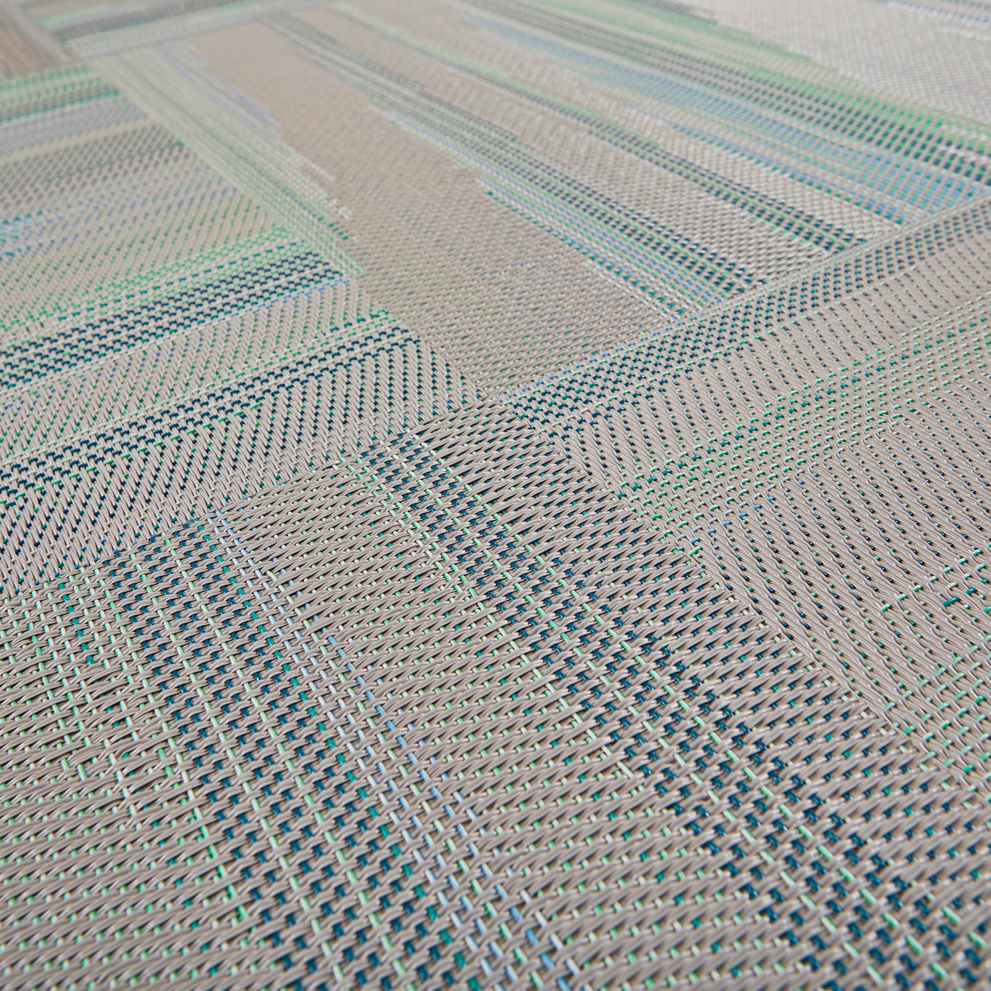 Afficher le produit Missoni Flame Patch Lagoon du fabricant Bolon
