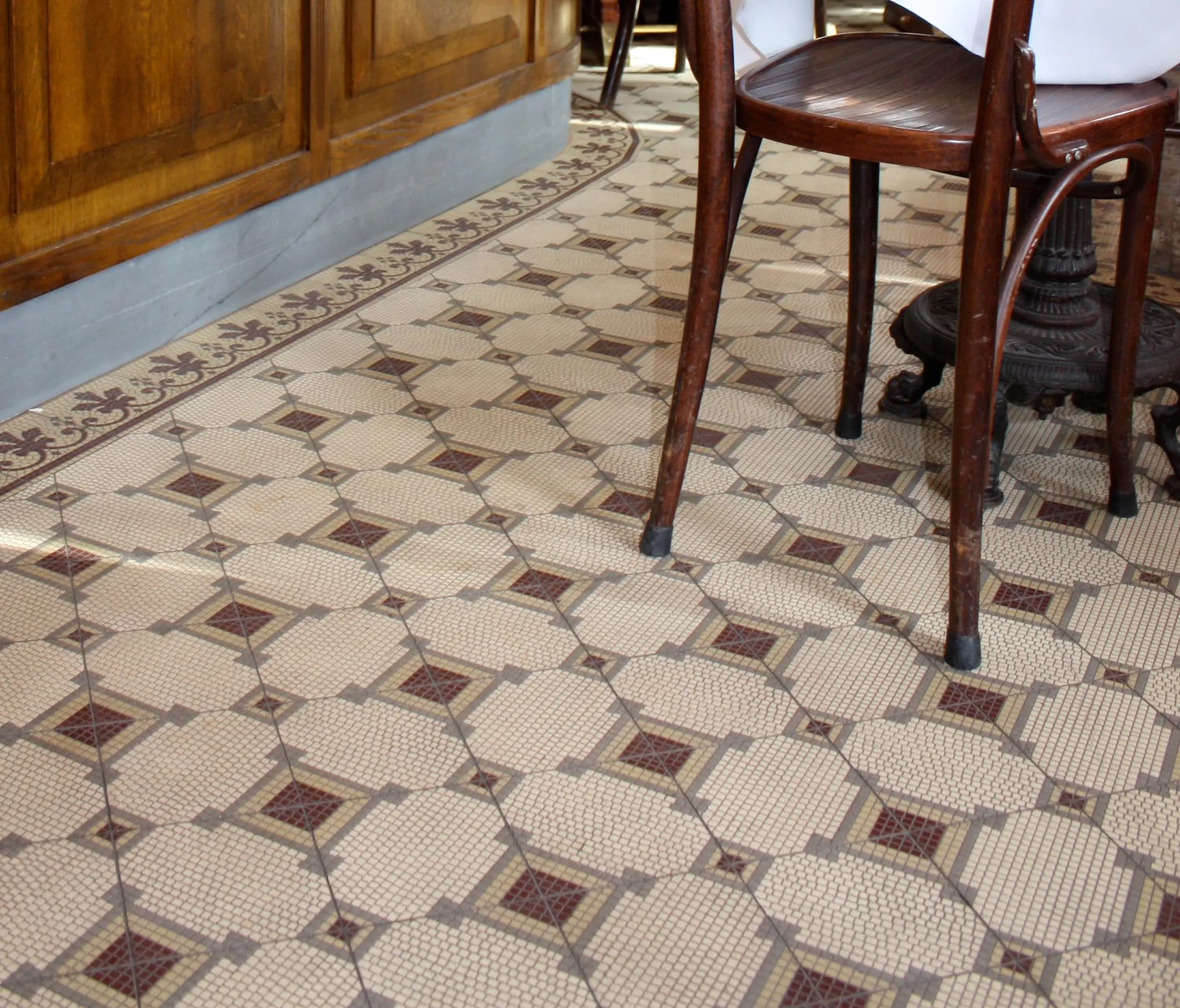VIA - Cement tile