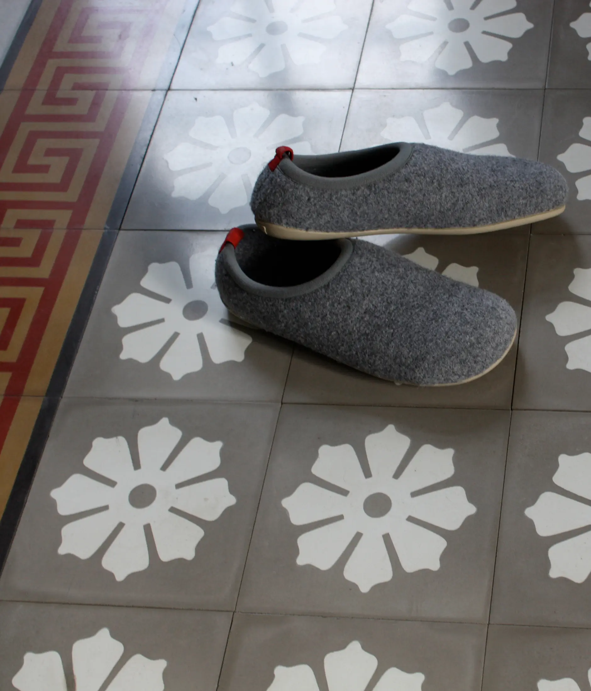 VIA - Cement tile