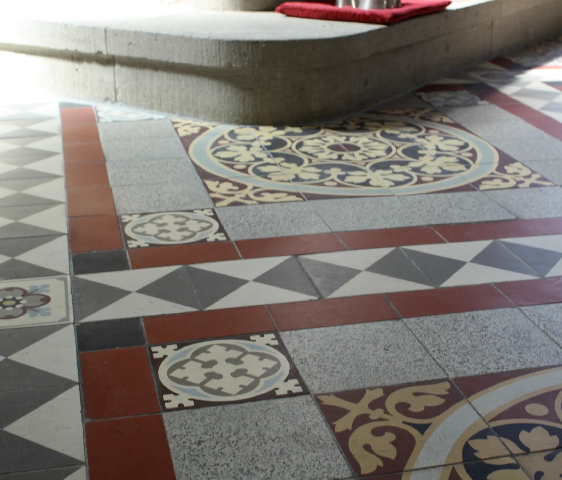 VIA - Cement tile