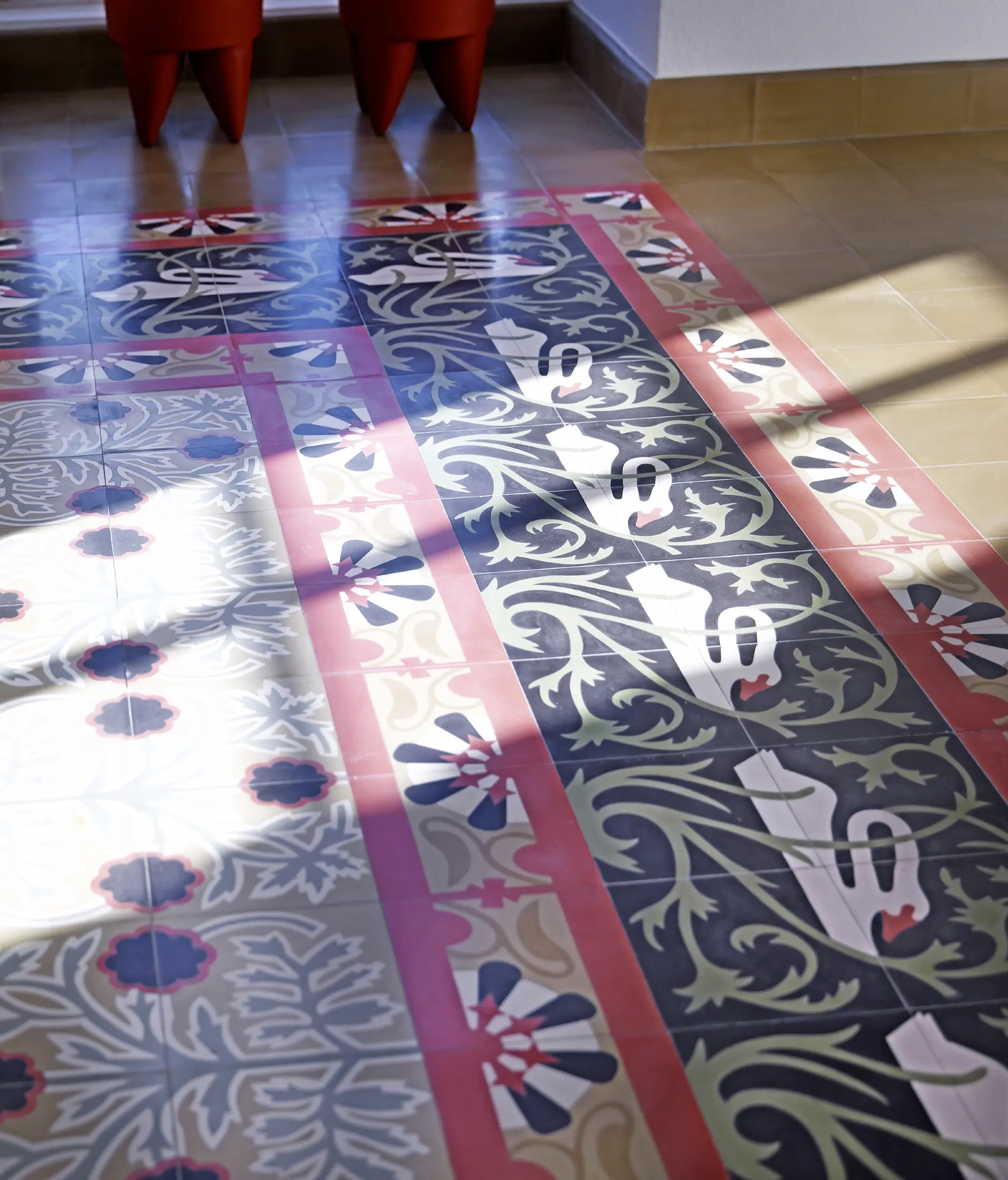VIA - Cement tile