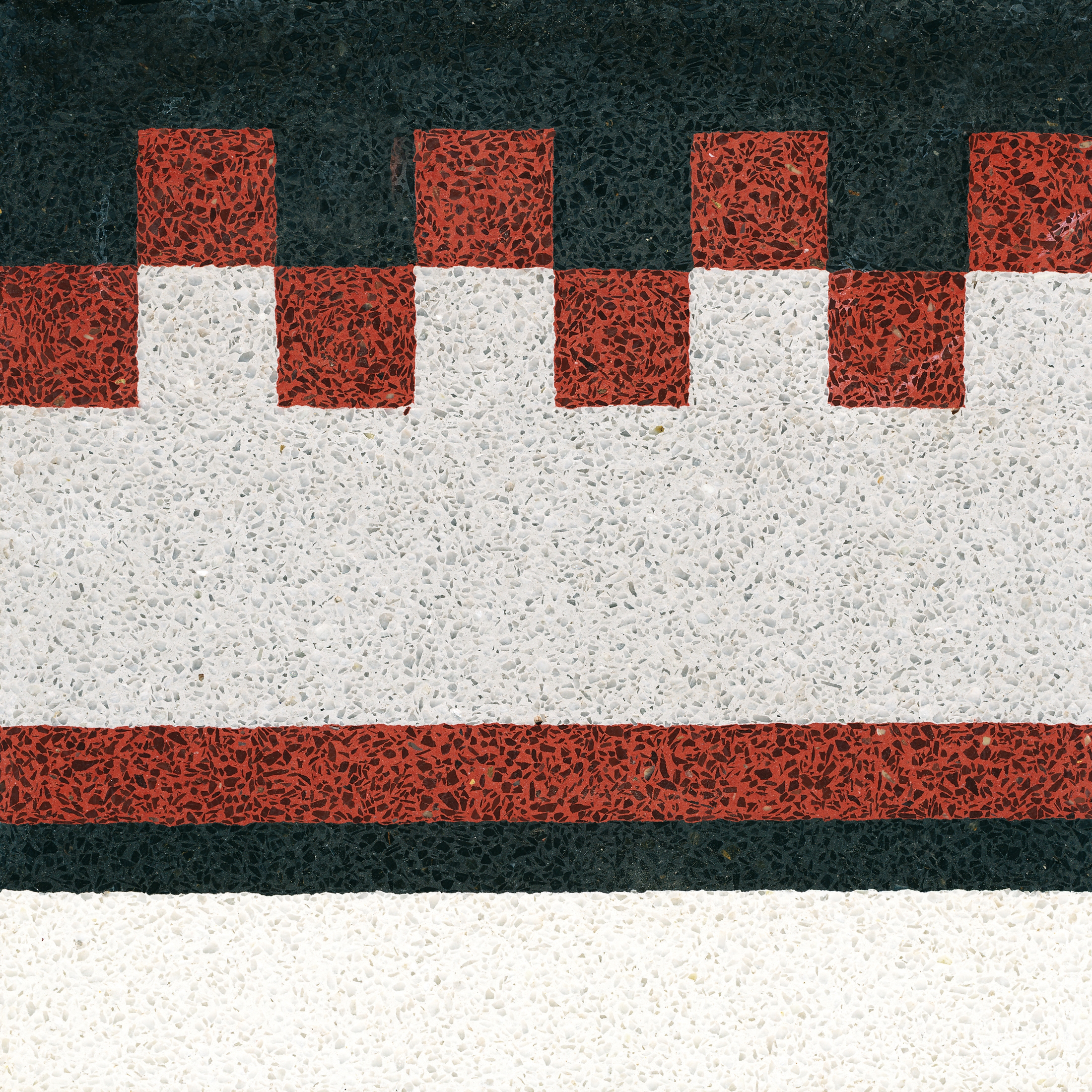 Terrazzo edge tile