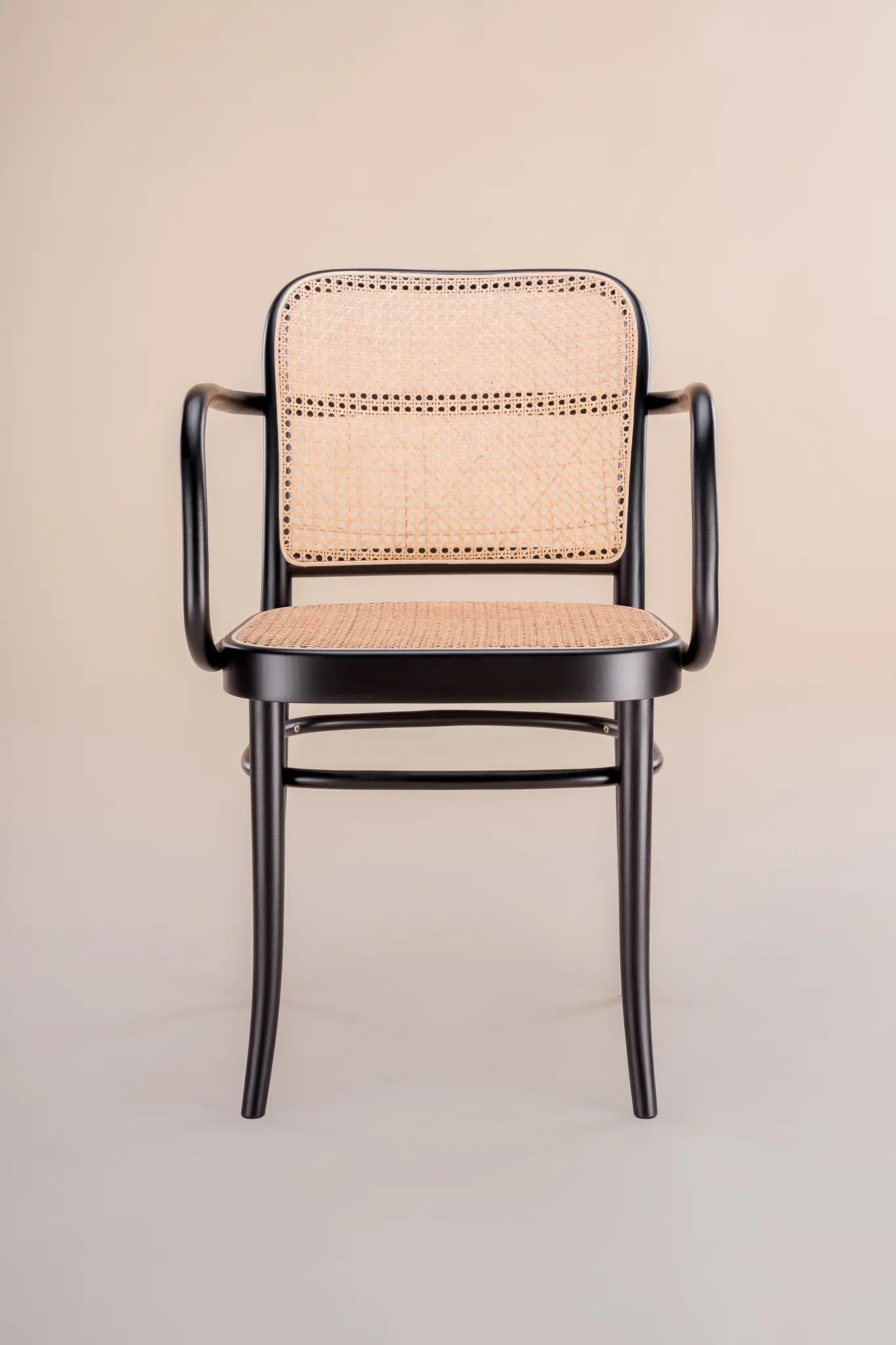 TON A.S. - Barstool no. 811