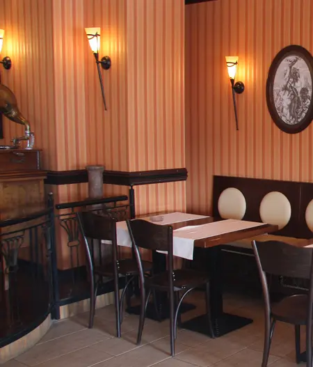 TON A.S. - Sedia Dejavu_378