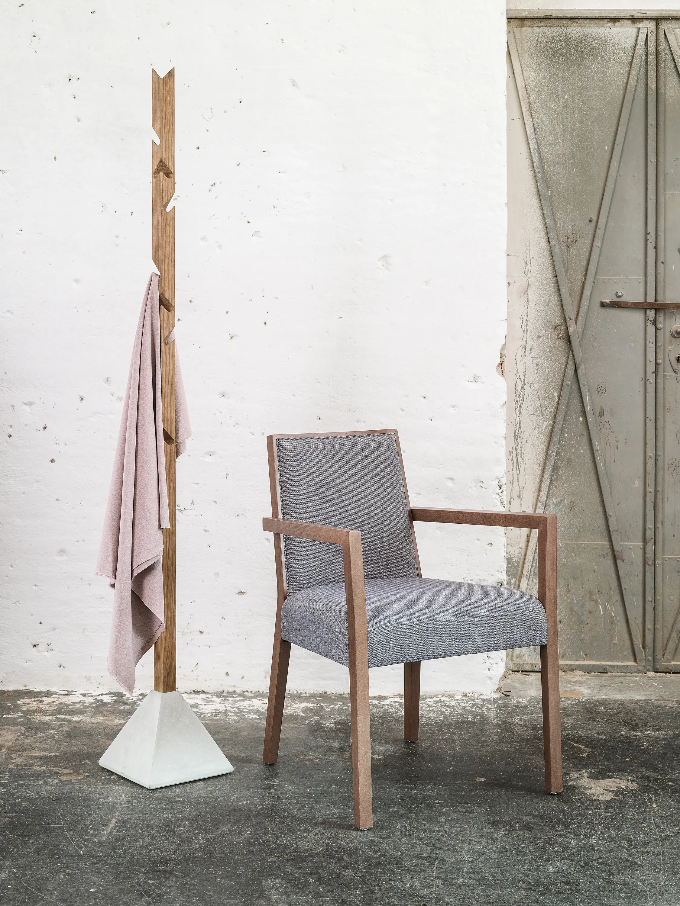 TON A.S. - Tee Coat hanger