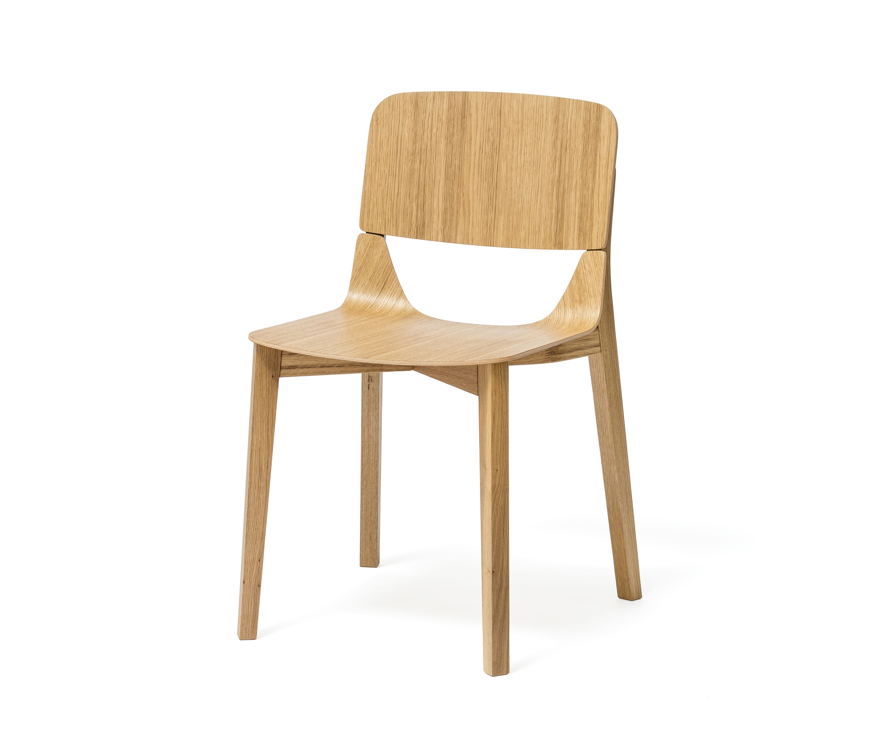 Display product Leaf Chair from manufacturer TON A.S.