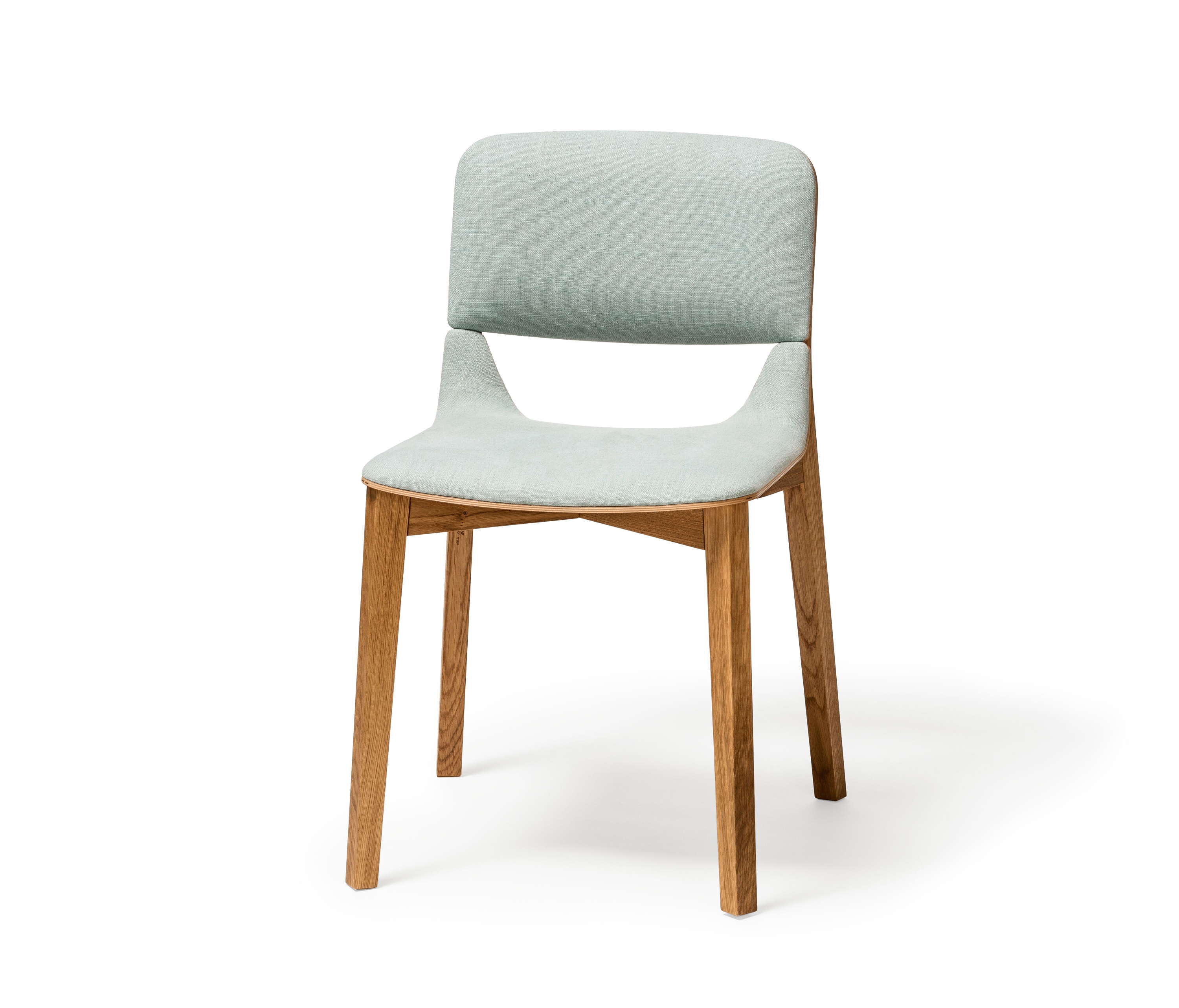 Display product Leaf Chair from manufacturer TON A.S.