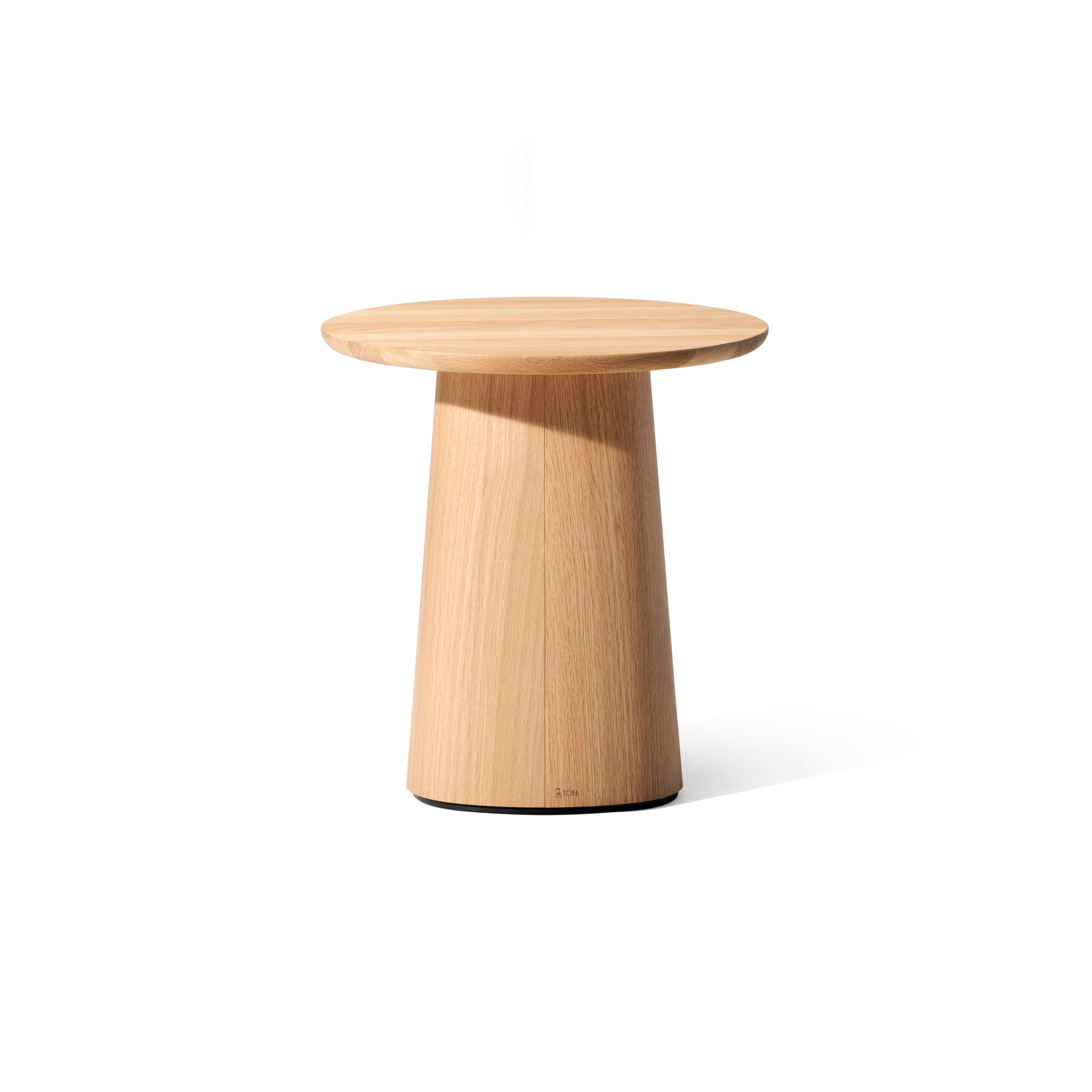 Produkt Der P.O.V. Couchtisch 473 des Herstellers TON A.S. anzeigen
