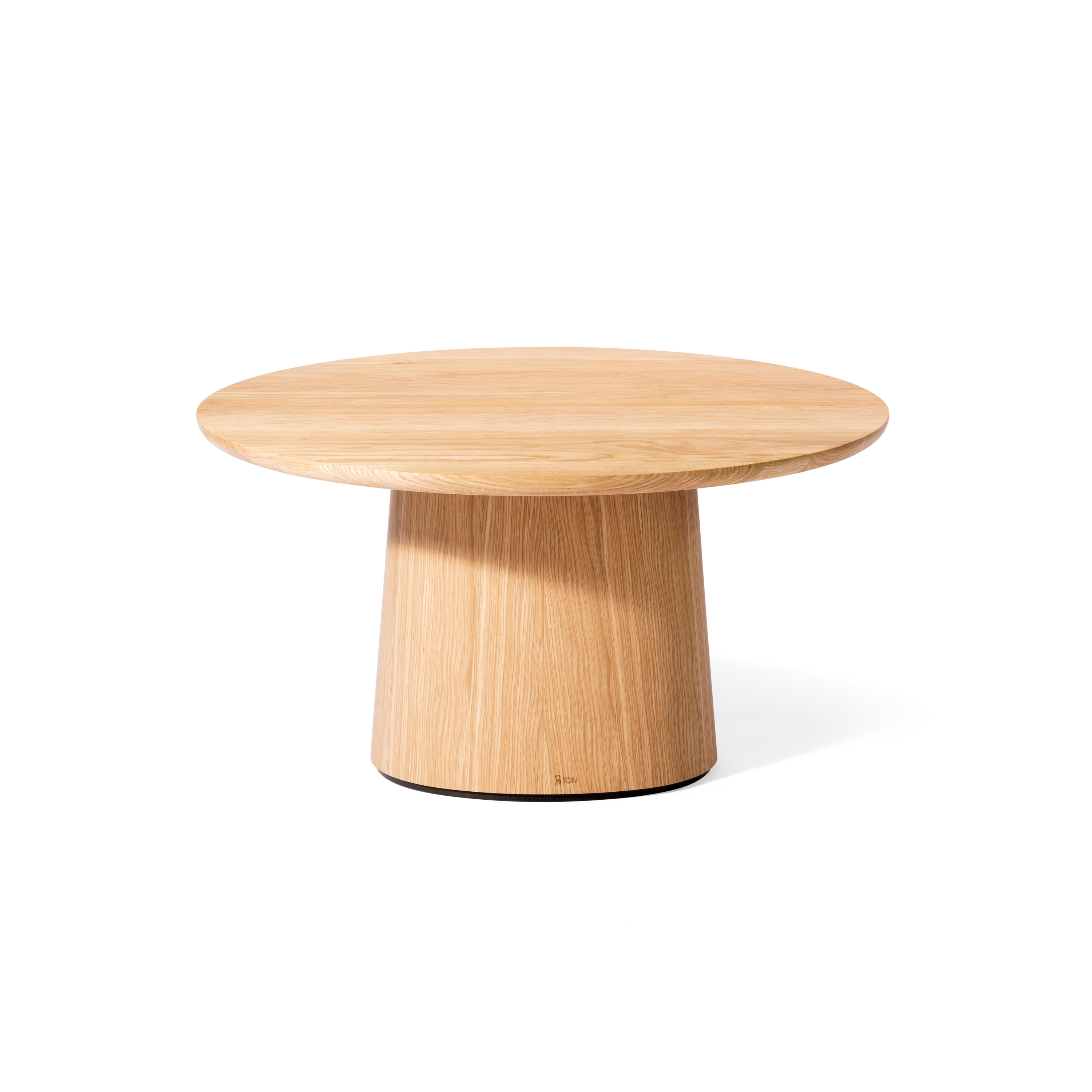 Produkt Der P.O.V. Couchtisch 474 des Herstellers TON A.S. anzeigen