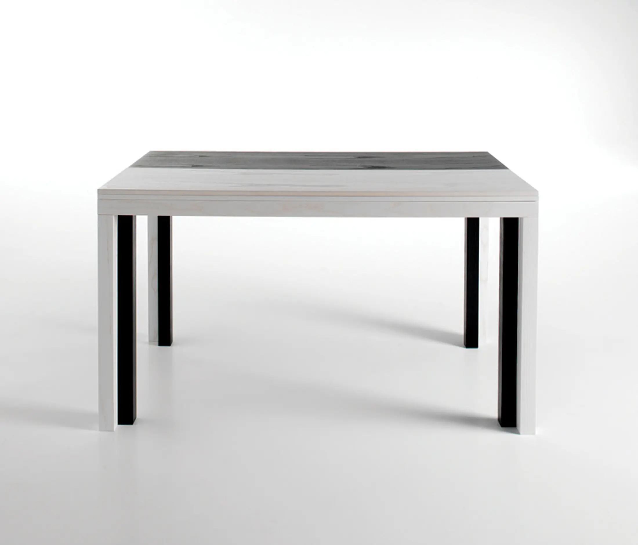 Bedont - Twins table