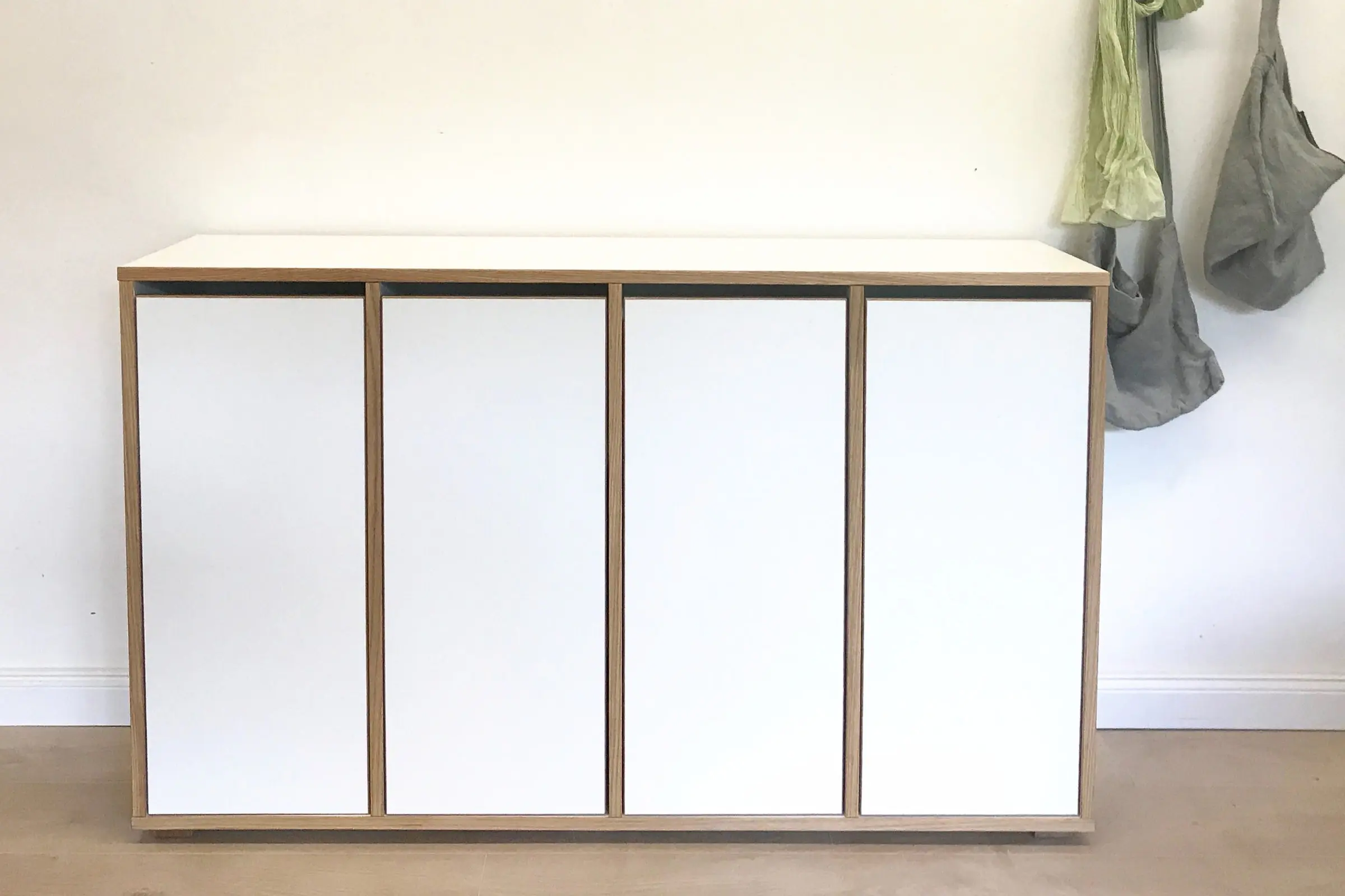 Andreas Janson - Brad 140 Shoe Cabinet