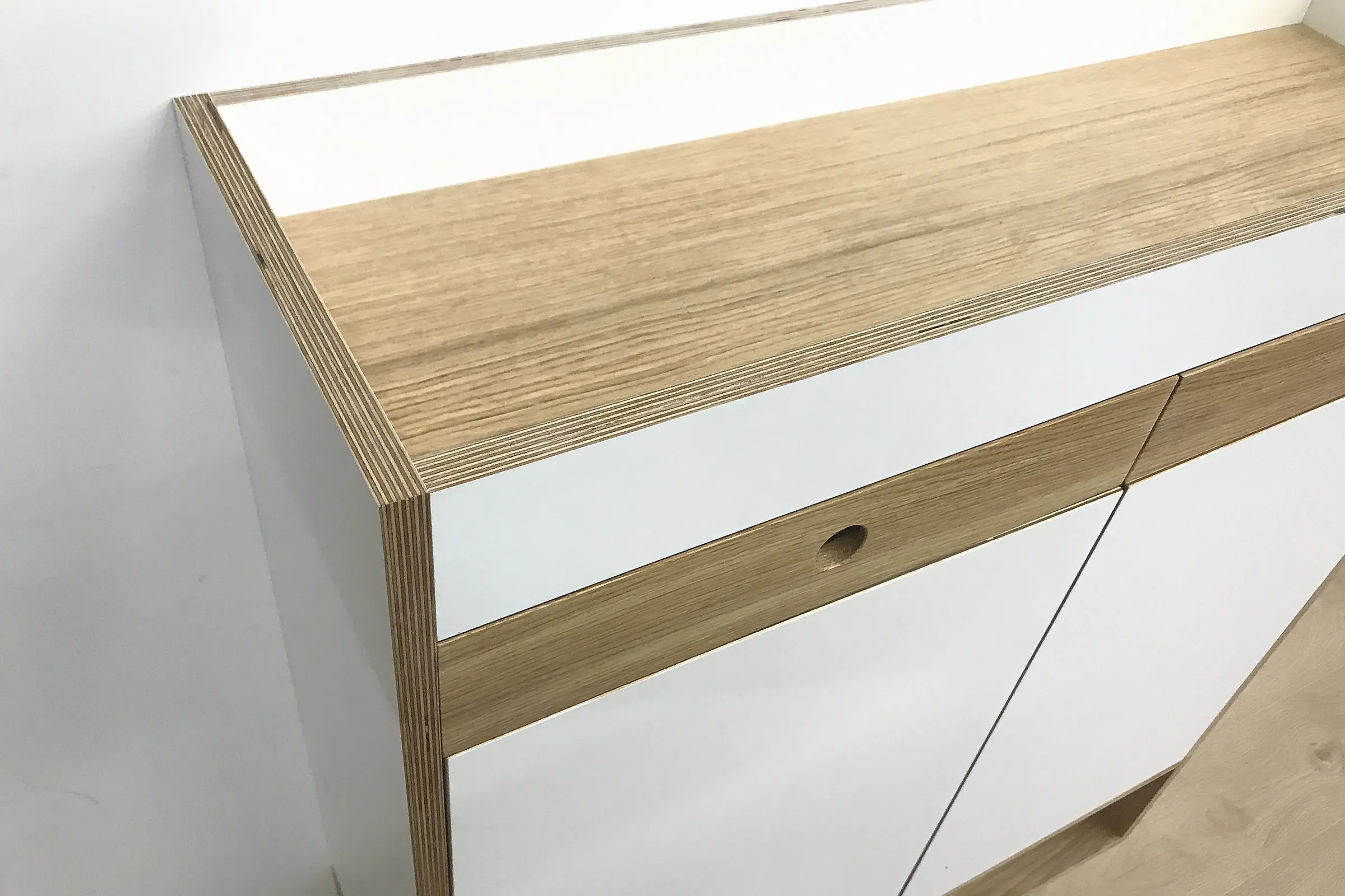 Andreas Janson - Mortimer 126 Shoe Cabinet