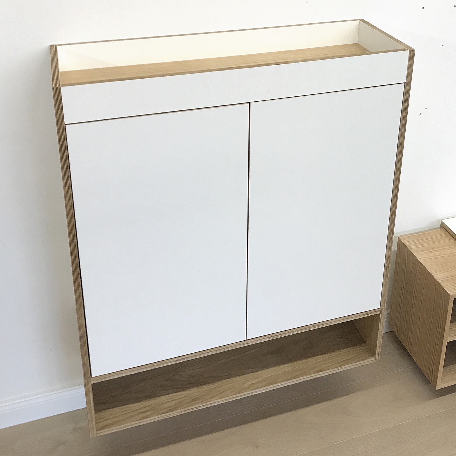Produkt Mortimer 126 Schuhschrank des Herstellers Andreas Janson anzeigen