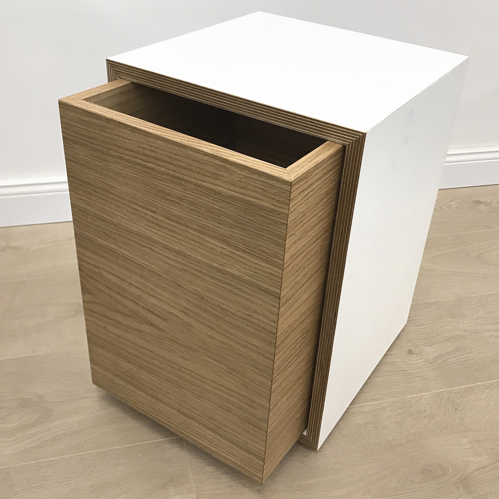 Produkt Mortimer 35 Hocker des Herstellers Andreas Janson anzeigen
