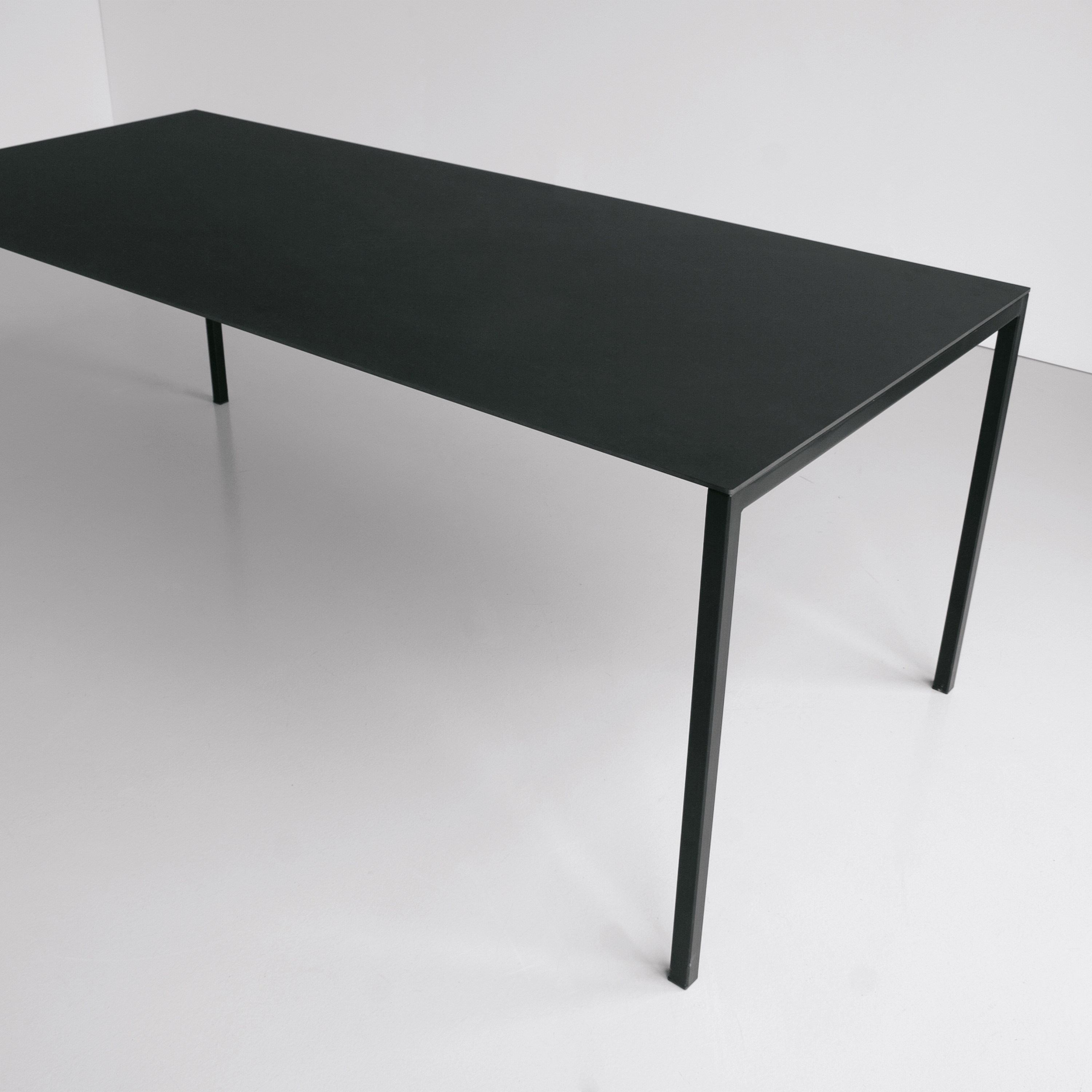 Display product SINTESI from manufacturer Extendo