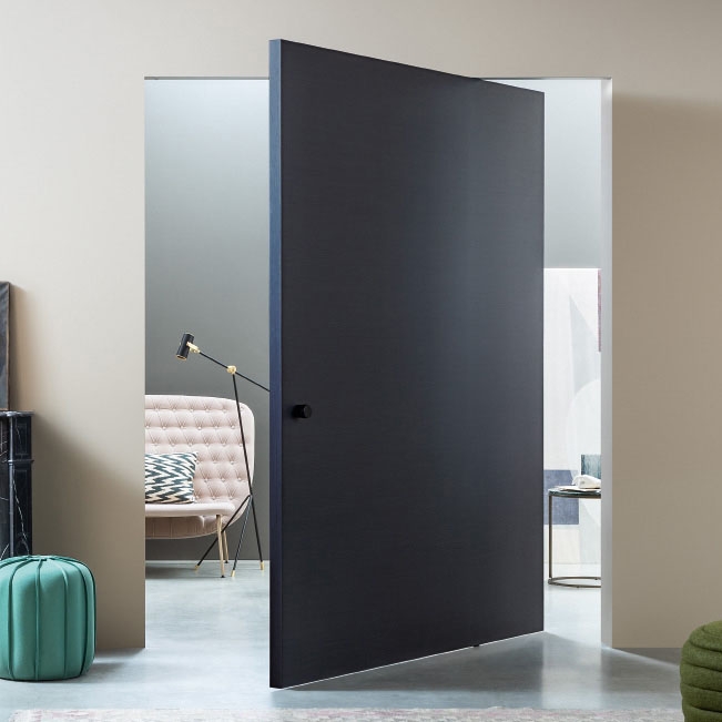Display product Compass 55 from manufacturer Lualdi