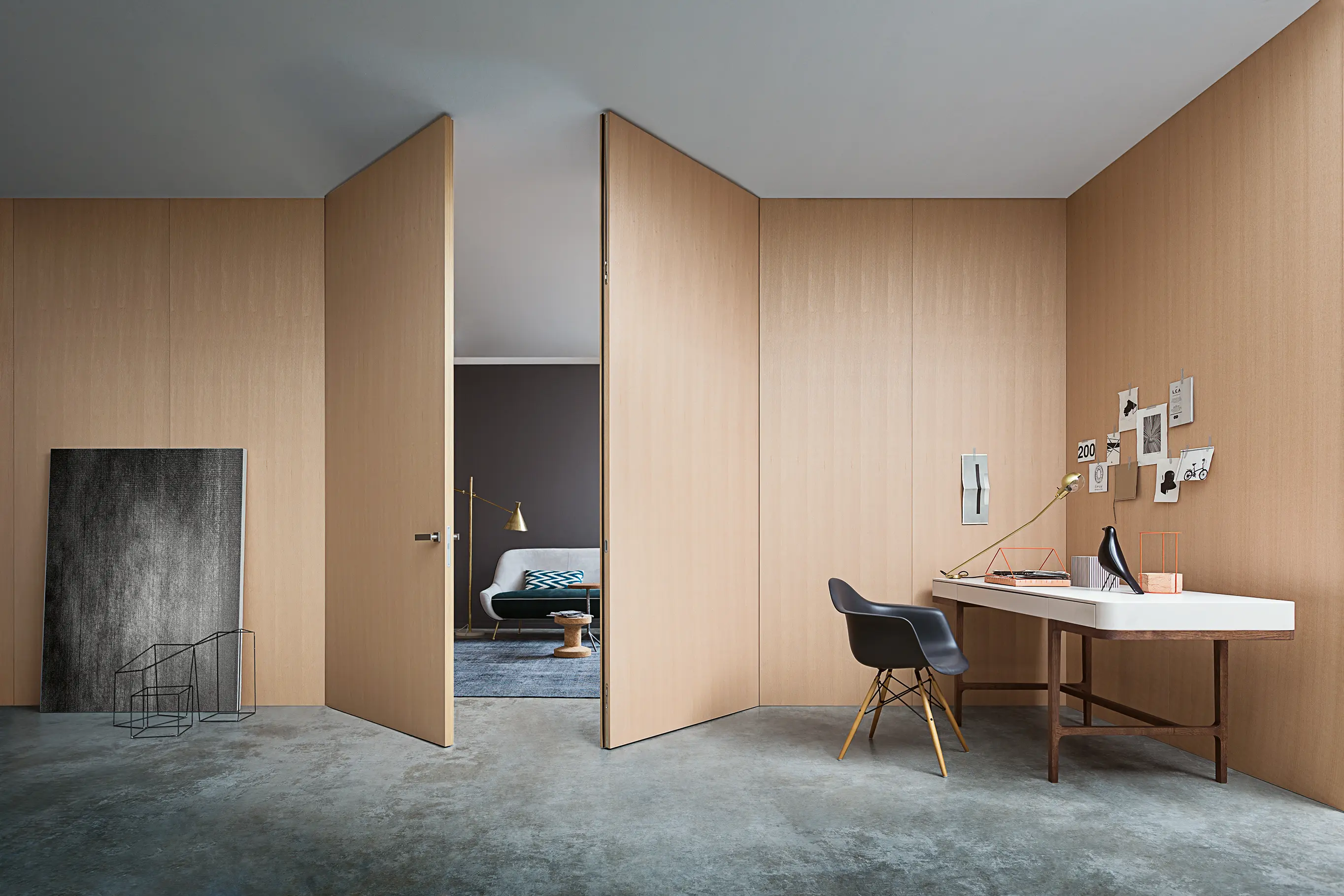 Lualdi - Wall & Door