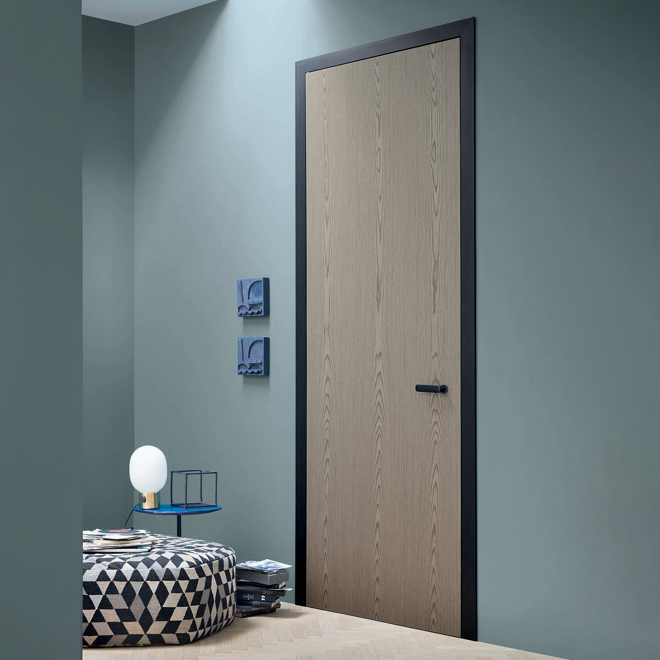 Display product L7 Large from manufacturer Lualdi