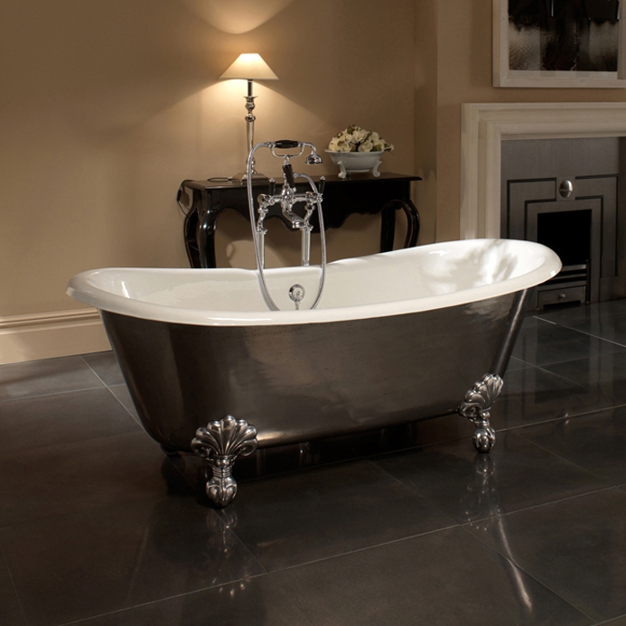 Display product Admiral Lux Bathtub from manufacturer Devon&Devon