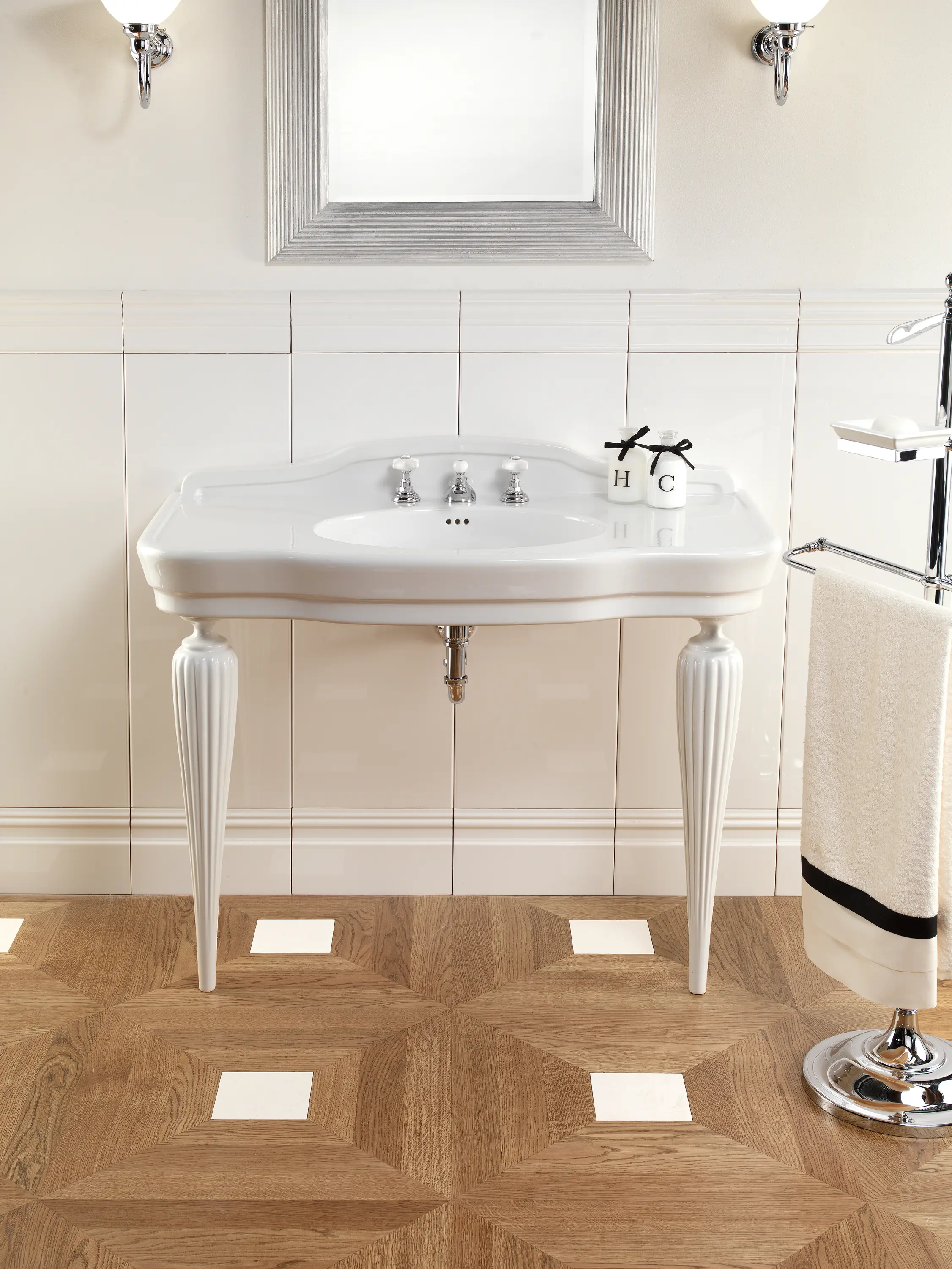 Devon&Devon - Serenade Consola