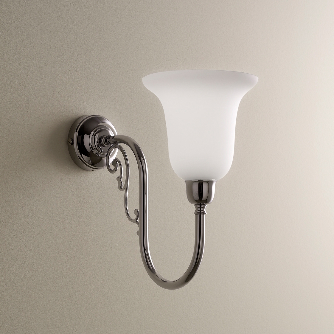 Mostrar el producto Windsor Brazo – Tulip Vidrio del fabricante Devon&Devon