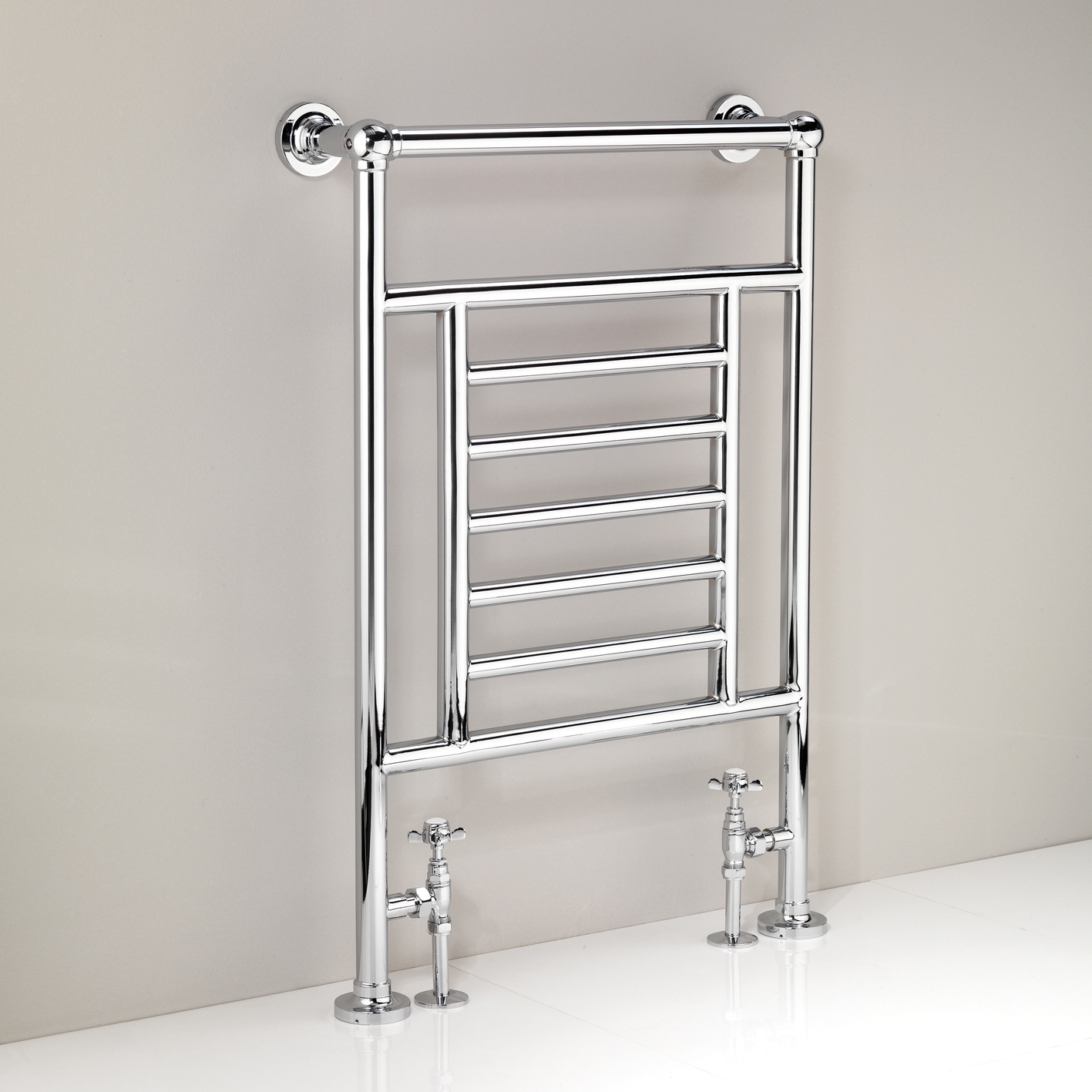Display product Orion 5 Towel warmer from manufacturer Devon&Devon