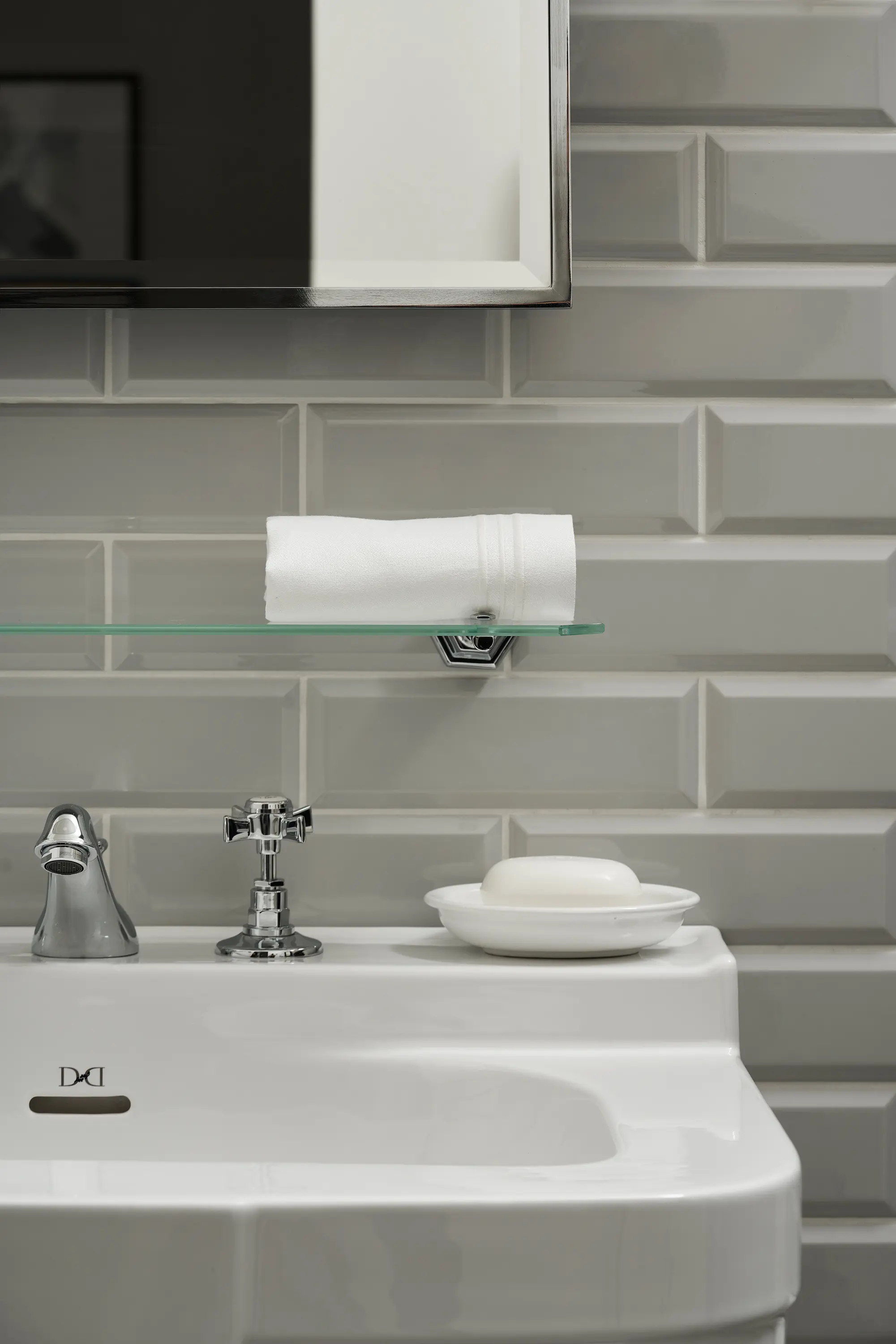Devon&Devon - Brick Ceramic wall covering