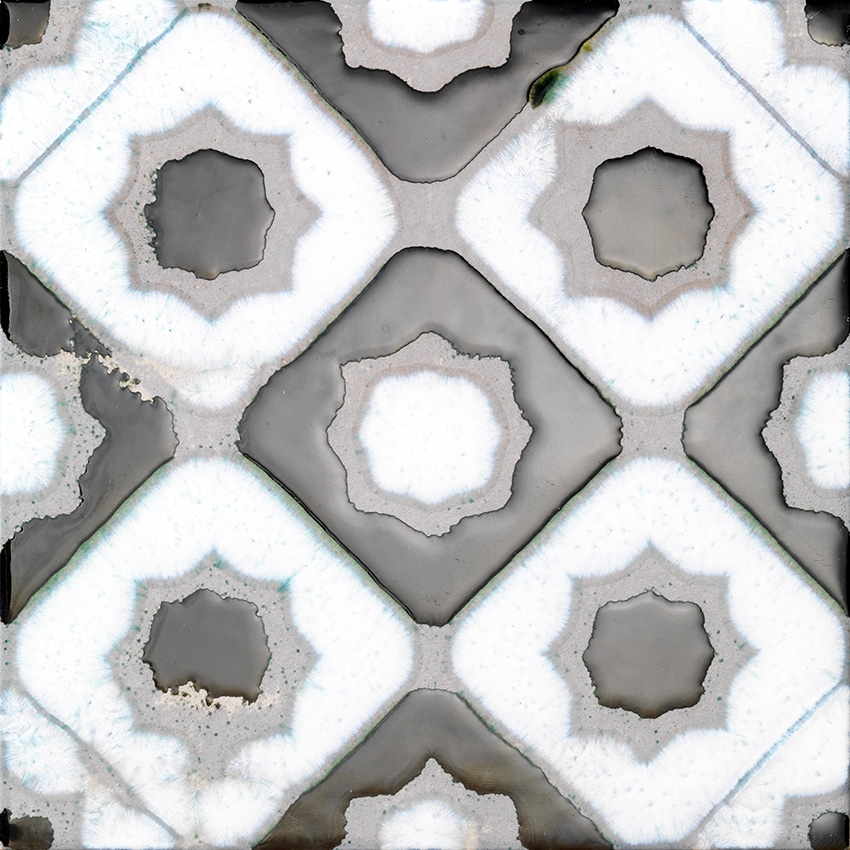 Flora Tiles | Freesia White Musk
