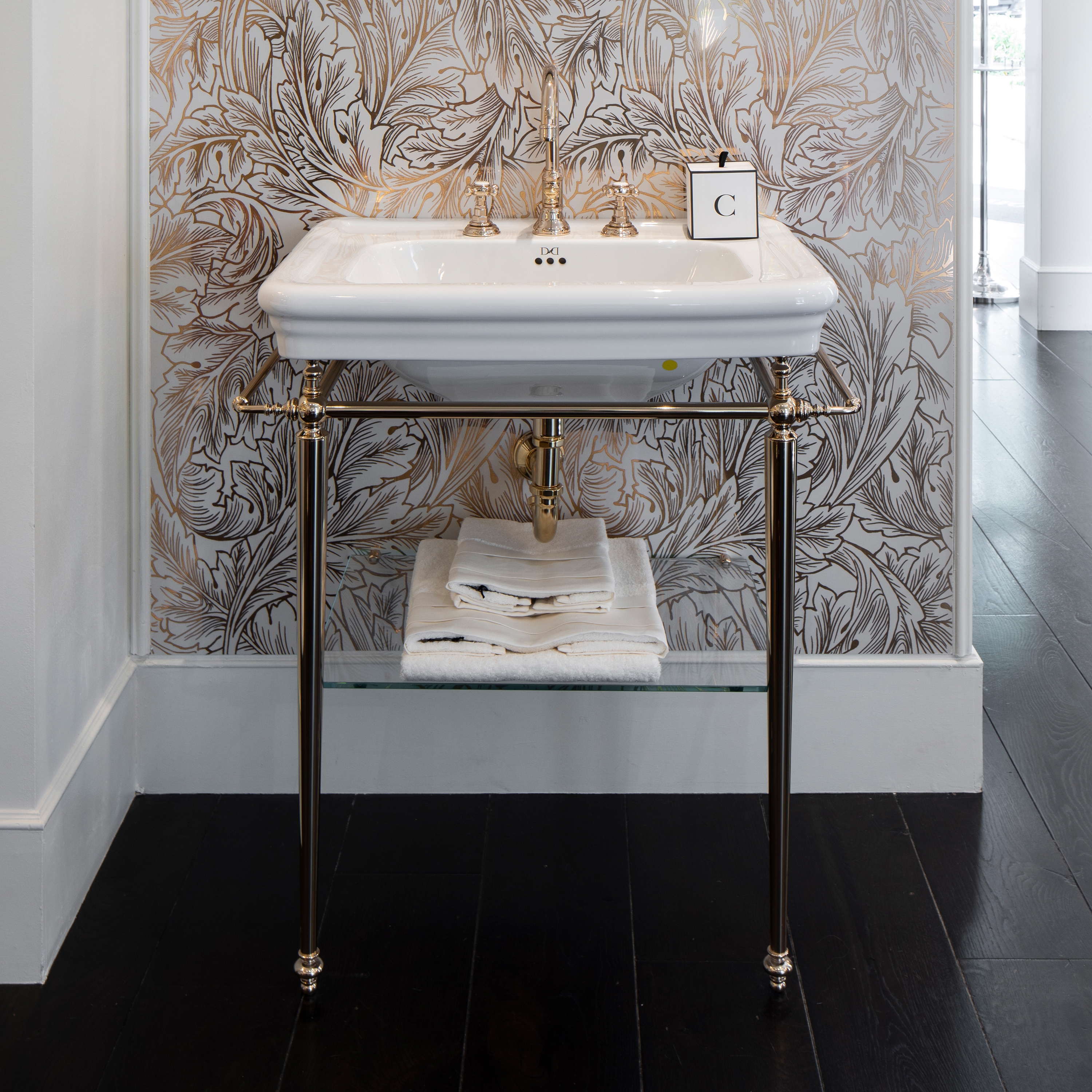 Mostrar el producto Consola Etoile del fabricante Devon&Devon