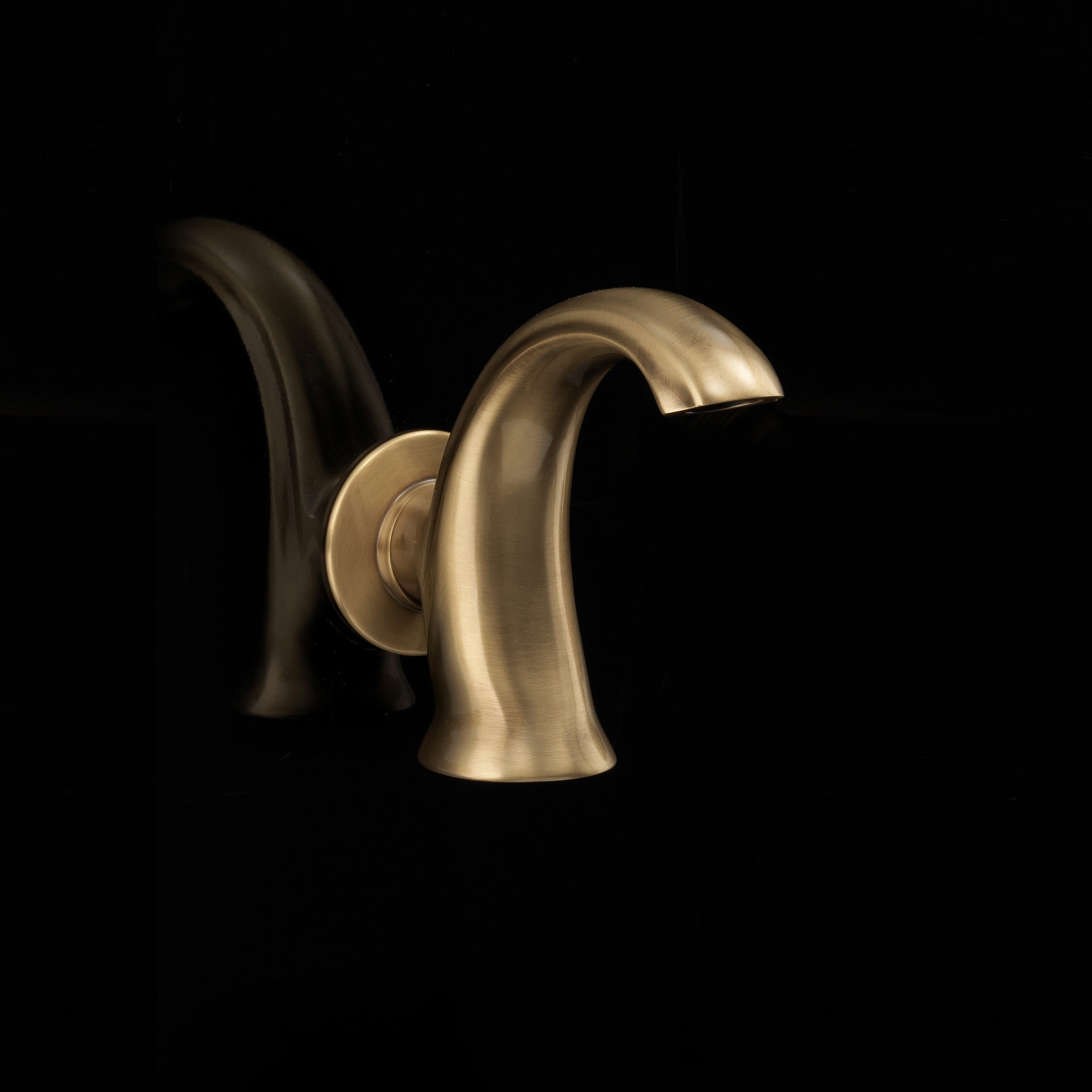 Mostrar el producto Boca de erogación sencilla Royal del fabricante Devon&Devon