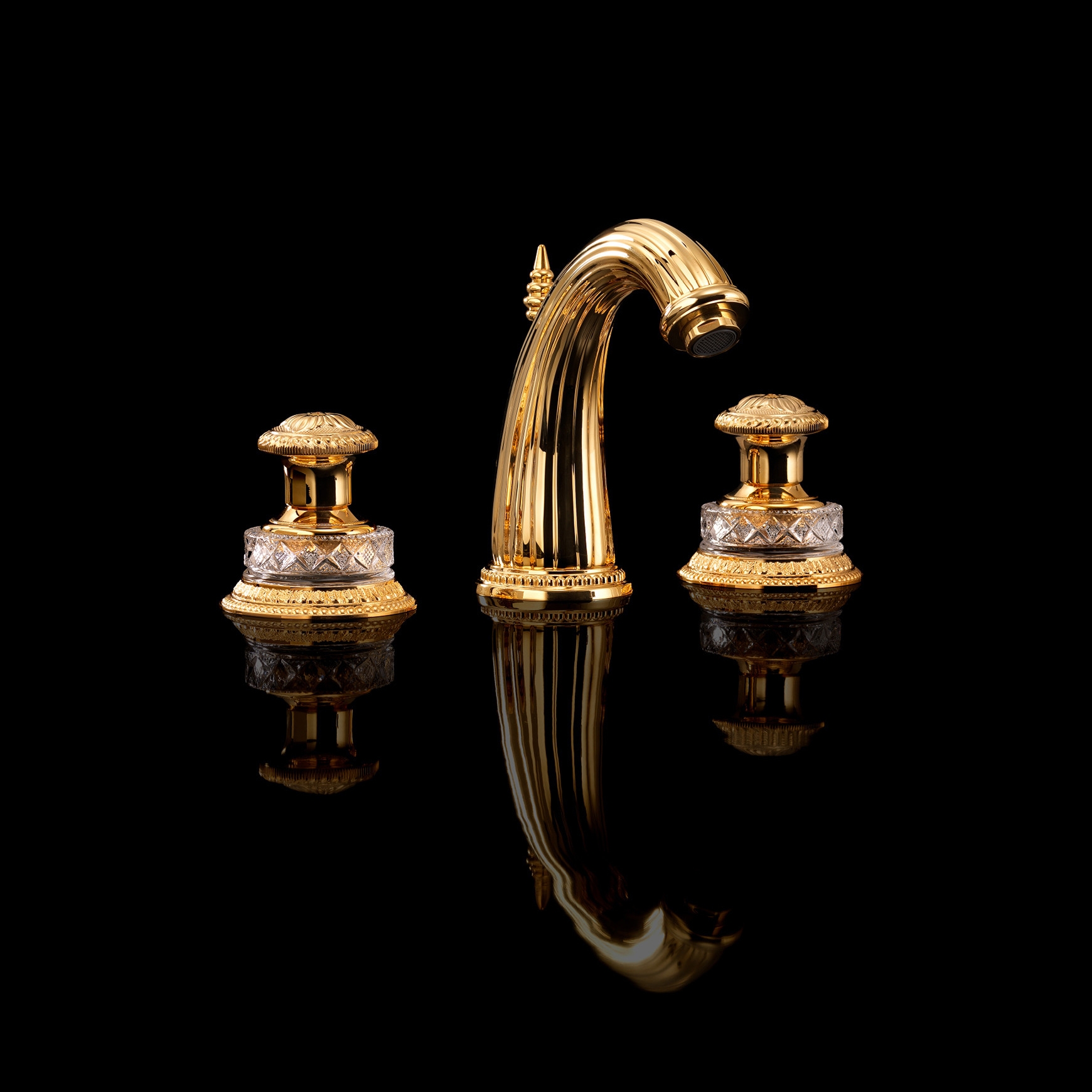 Mostrar el producto Grupo grifones lavabo Swan 3 huecos del fabricante Devon&Devon