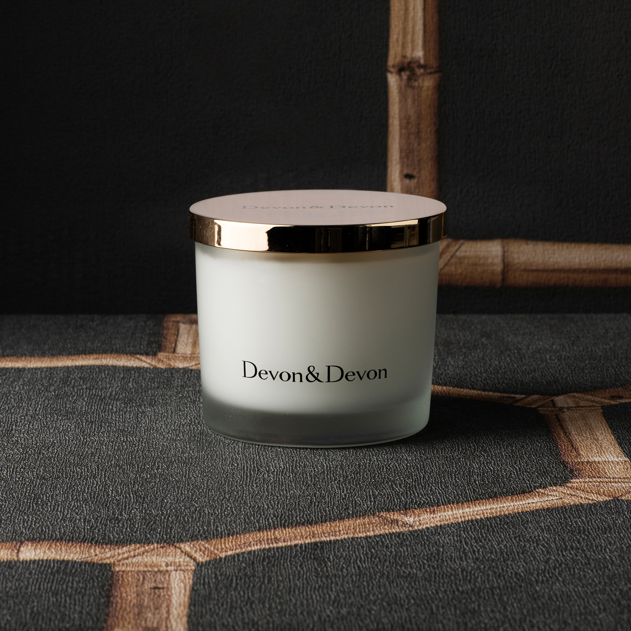 Display product Home Boutique | Candle 180 gr Rose Musk from manufacturer Devon&Devon