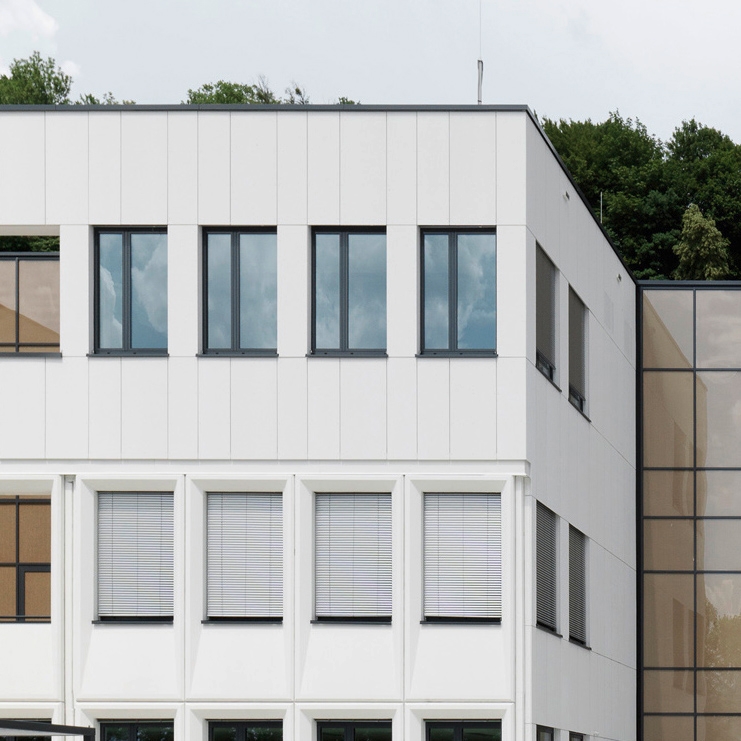 Produkt concrete skin | Salzburg Gymnasium des Herstellers Rieder anzeigen