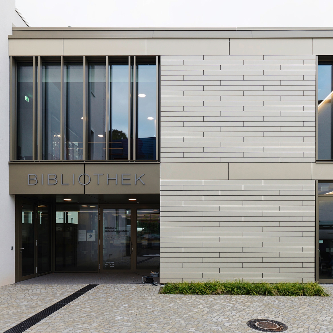 Display product öko skin | Library of Economics from manufacturer Rieder