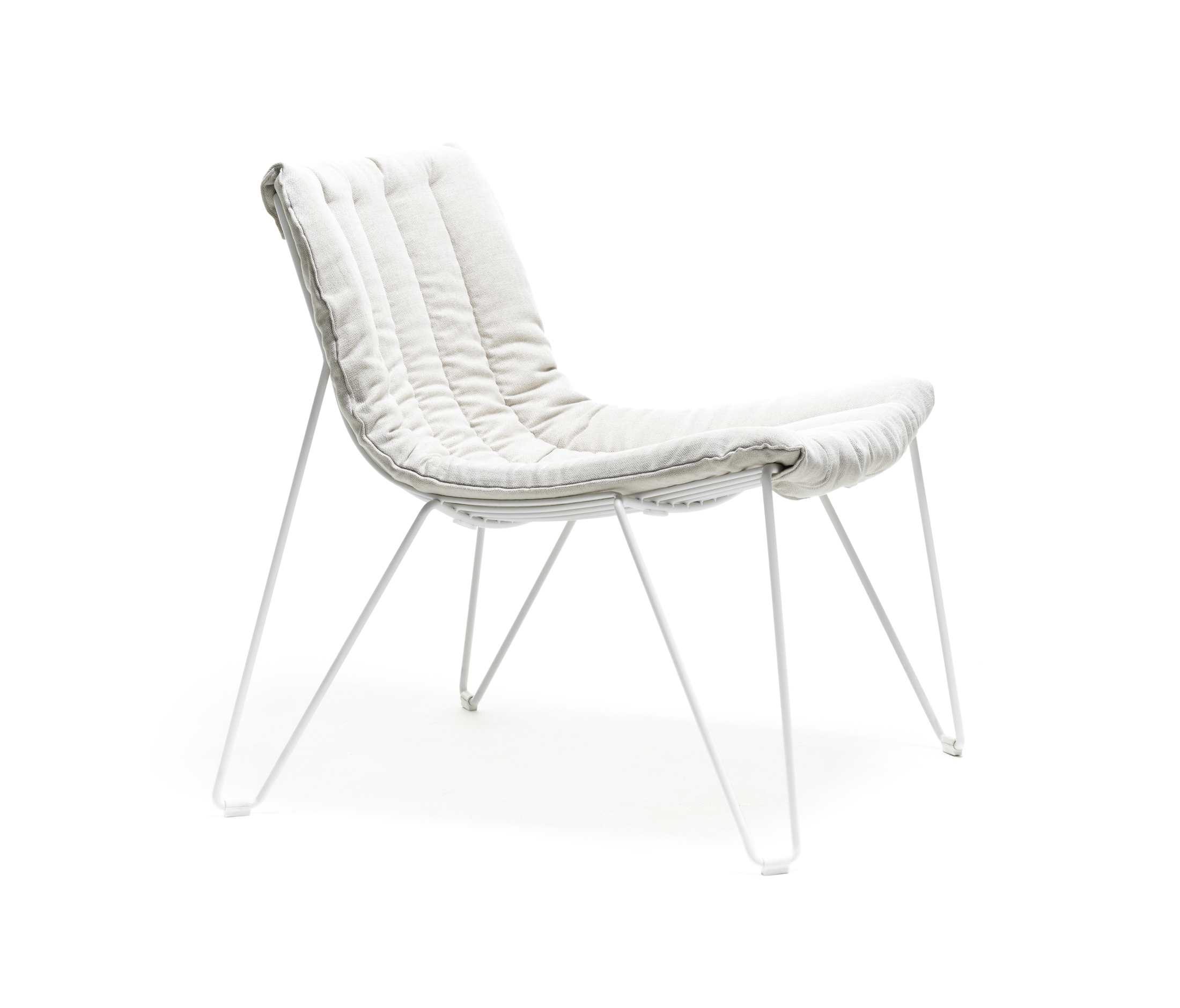 Vertoon produk Tio Easy Chair van vervaardiger Massproductions
