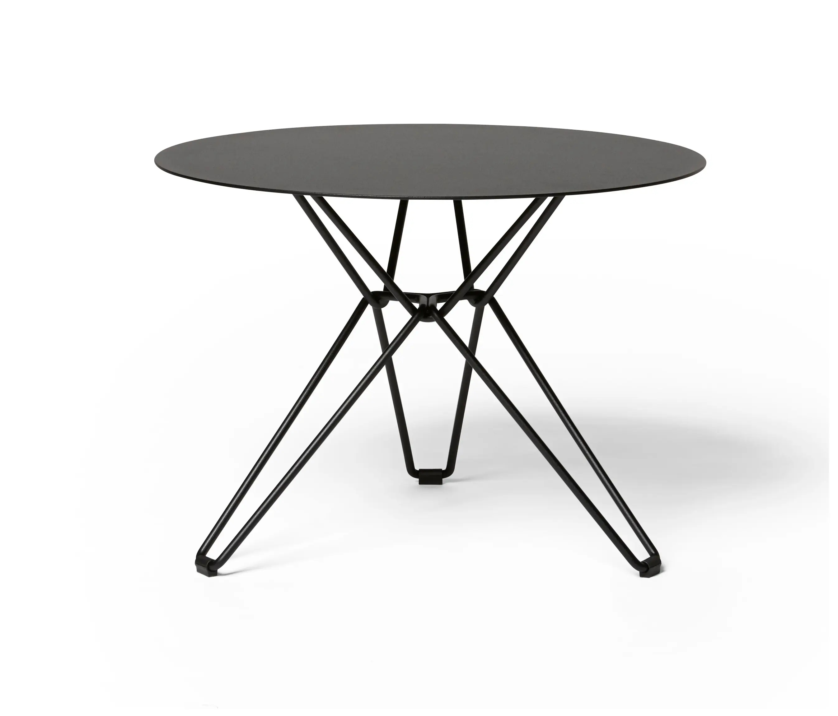 Massproductions - Tio Dining Table D60