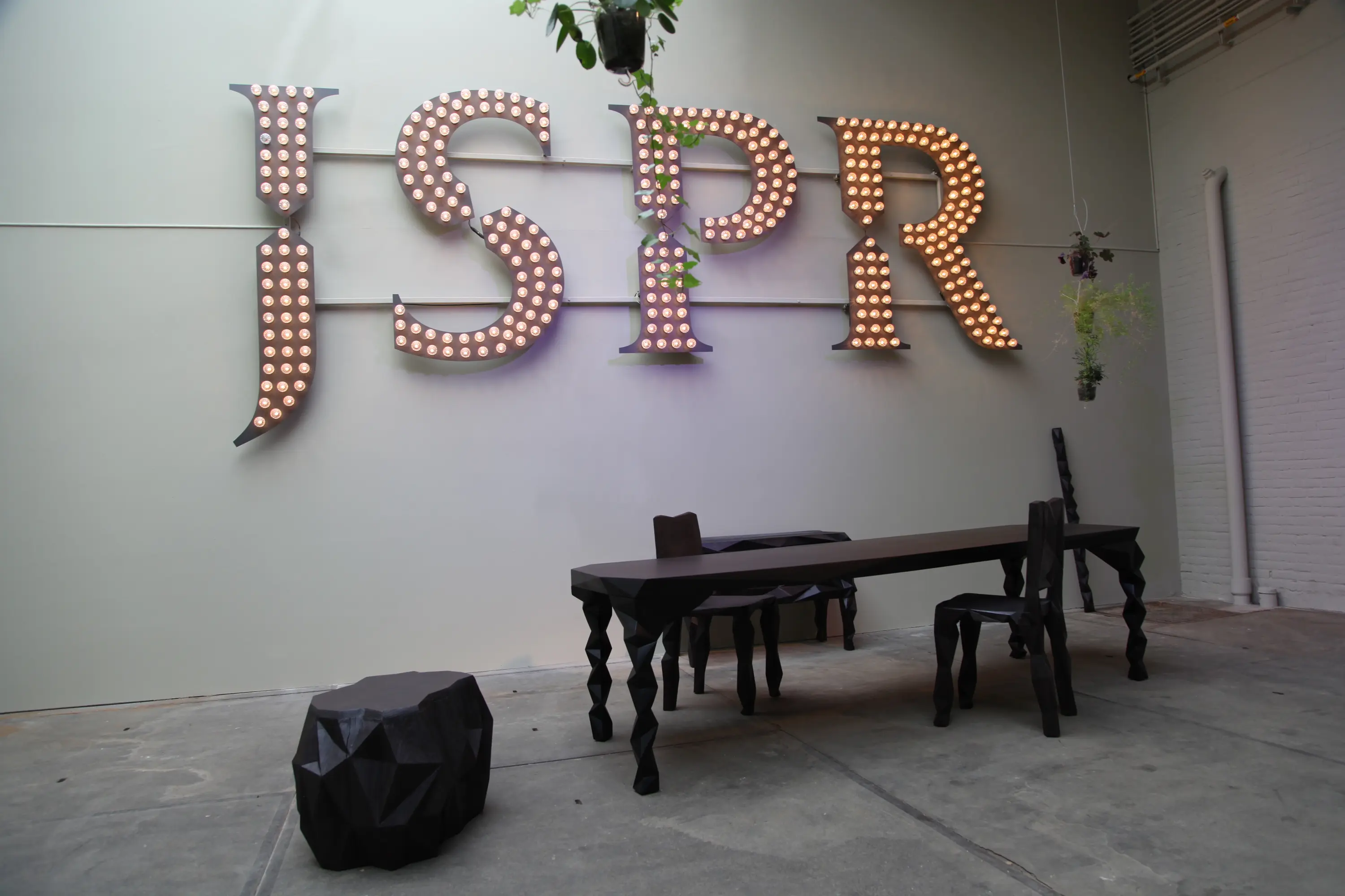 JSPR - Rock Dressoir