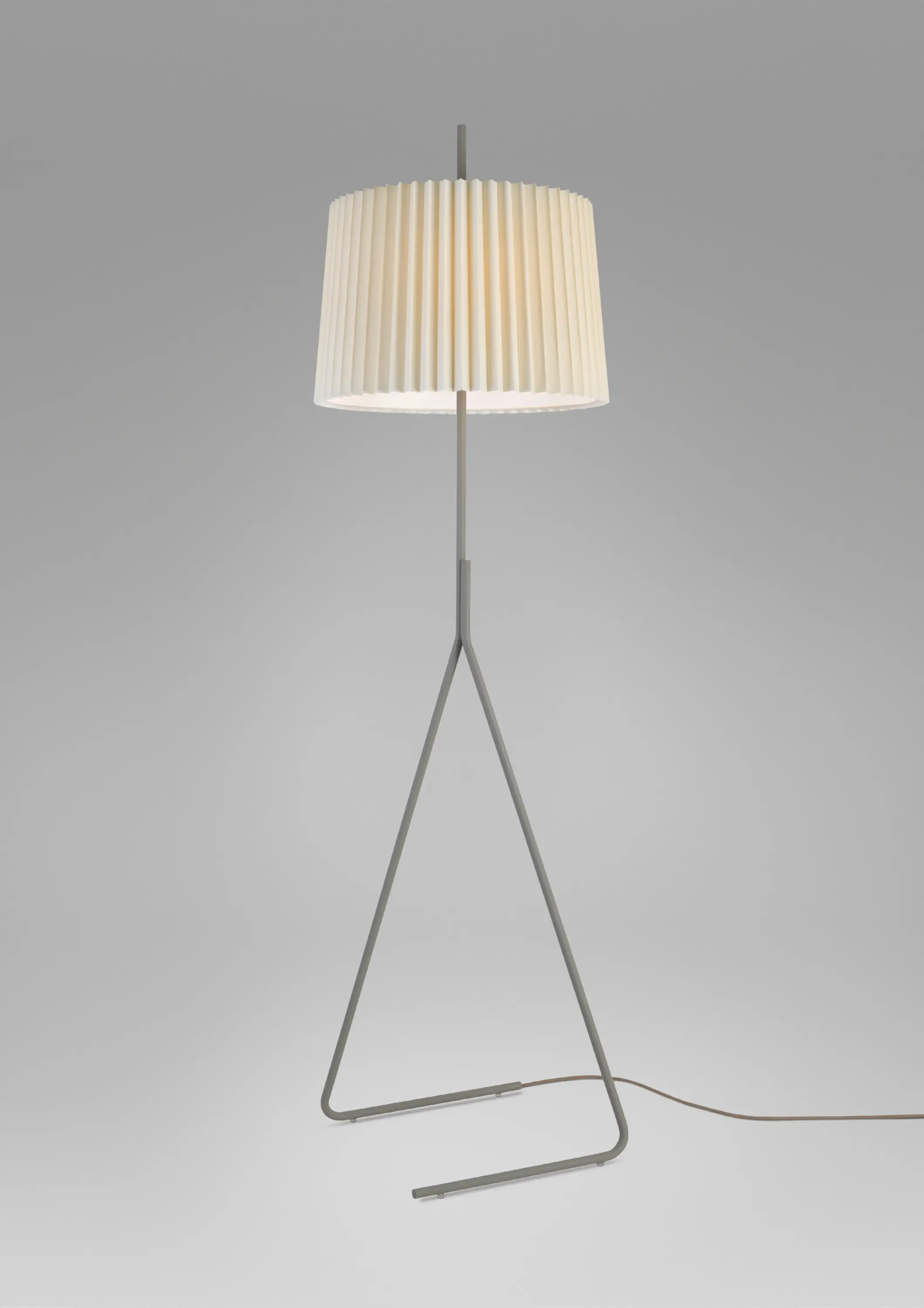 Kalmar - Fliegenbein Floor Lamp