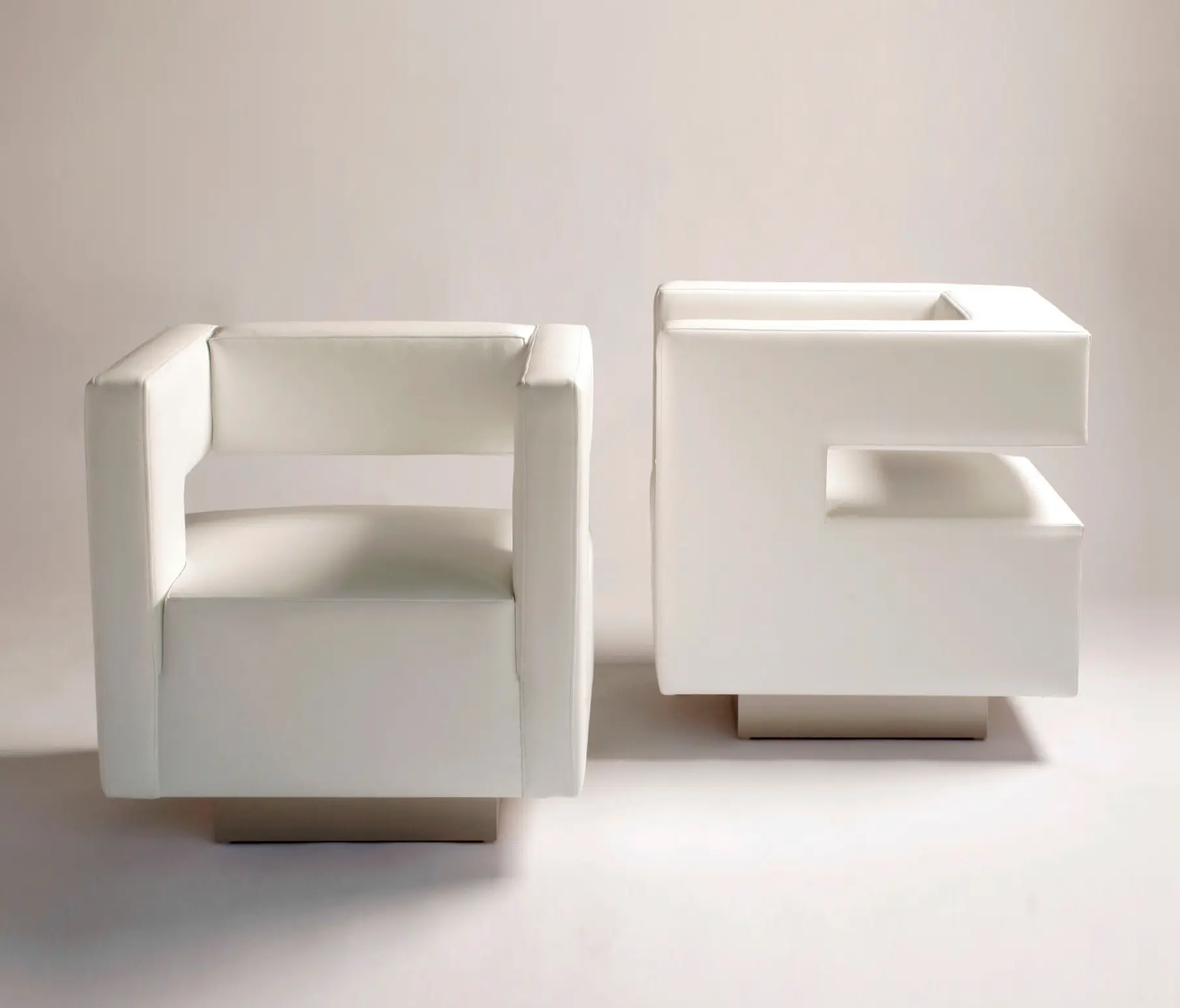 Phase Design - BB Chair