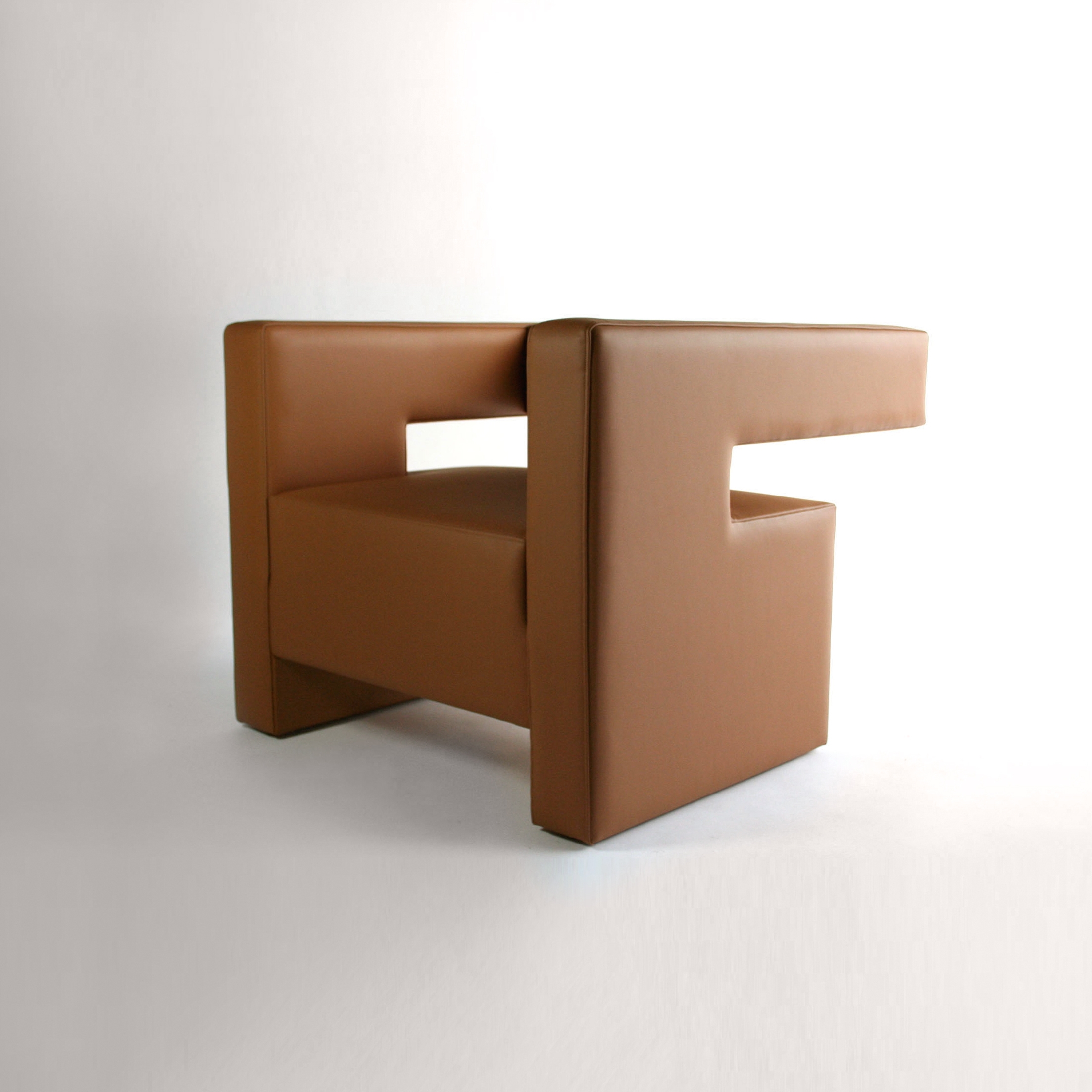 Display product BB2 Chair from manufacturer Phase Design