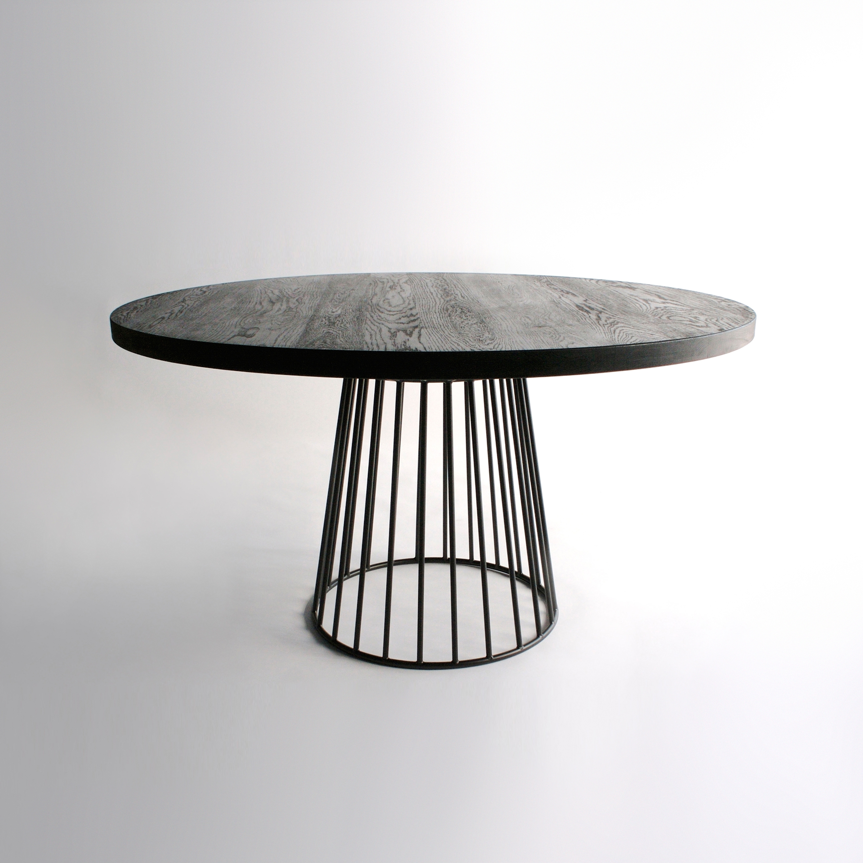 Mostra il prodotto Wired Dining Table del produttore Phase Design
