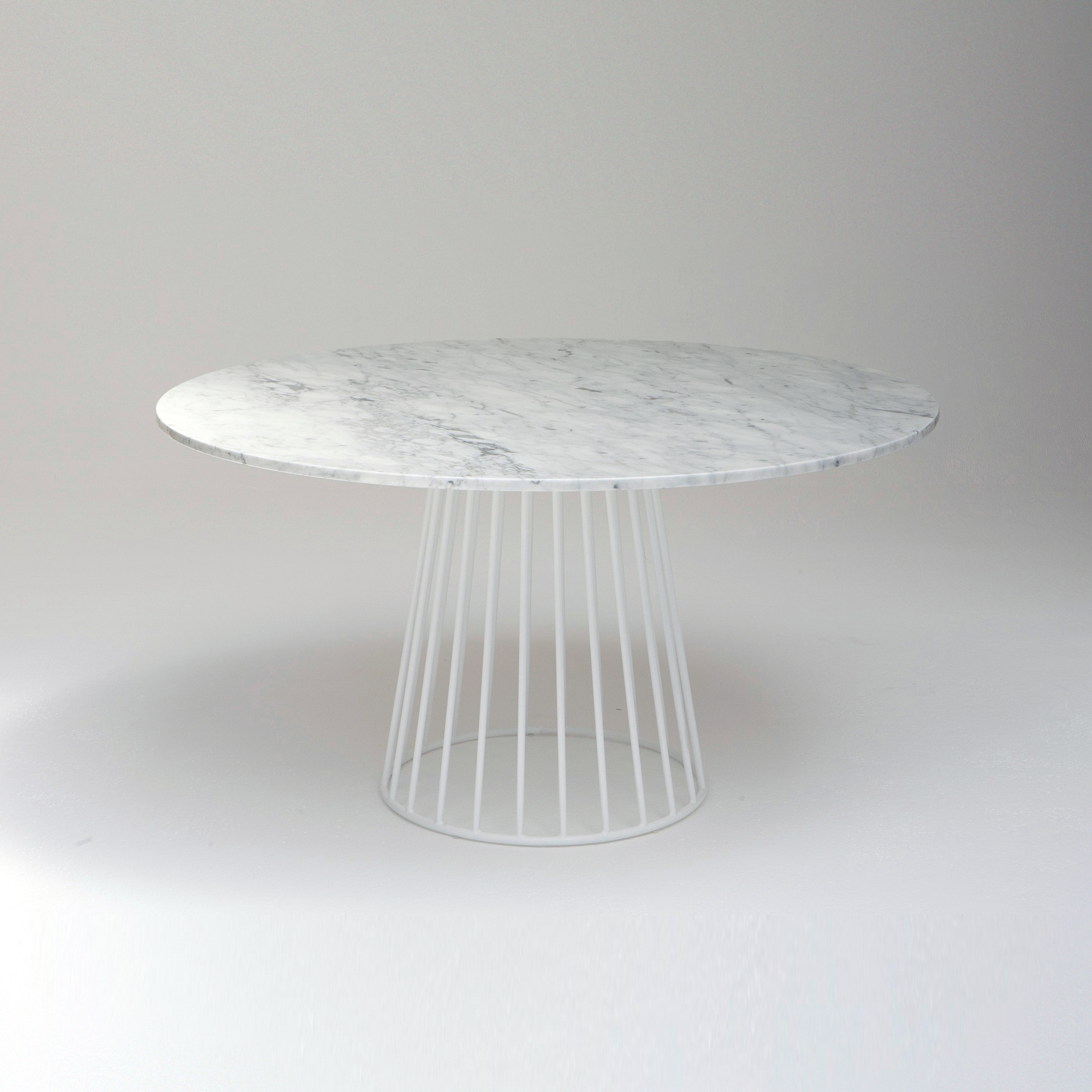 Vertoon produk Wired Dining Table van vervaardiger Phase Design