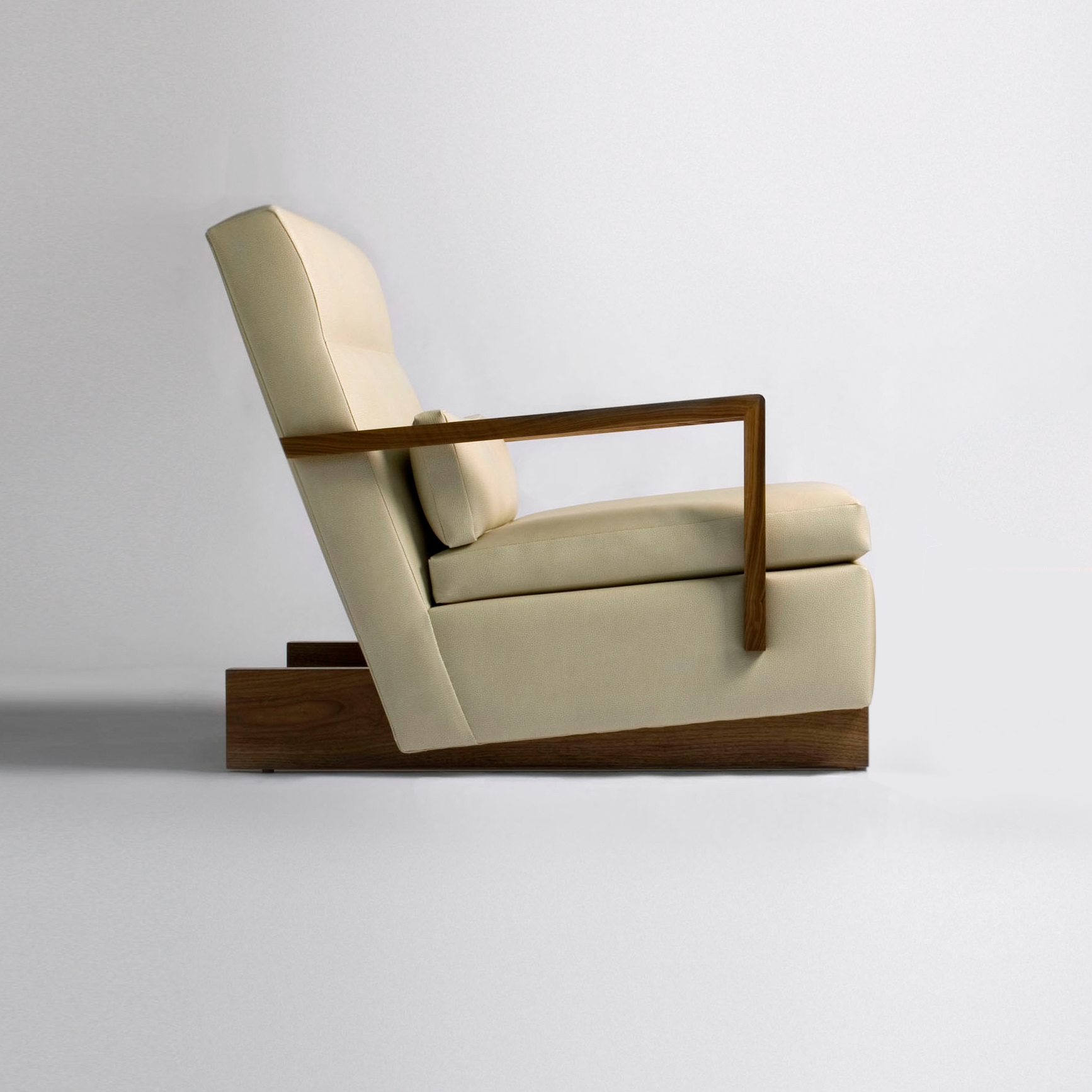 Mostra il prodotto Trax Chair with Arms del produttore Phase Design