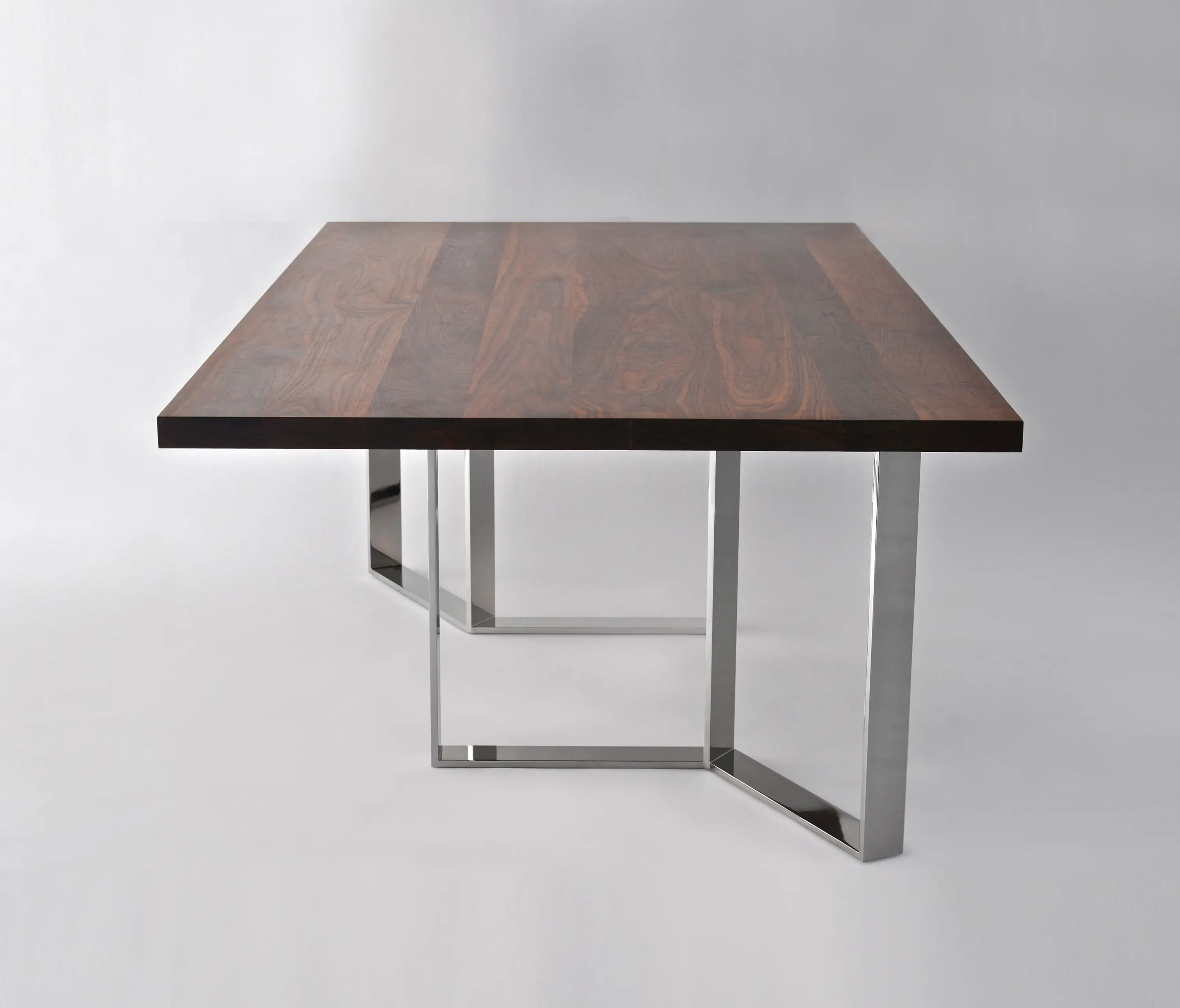 Phase Design - Roundhouse Table