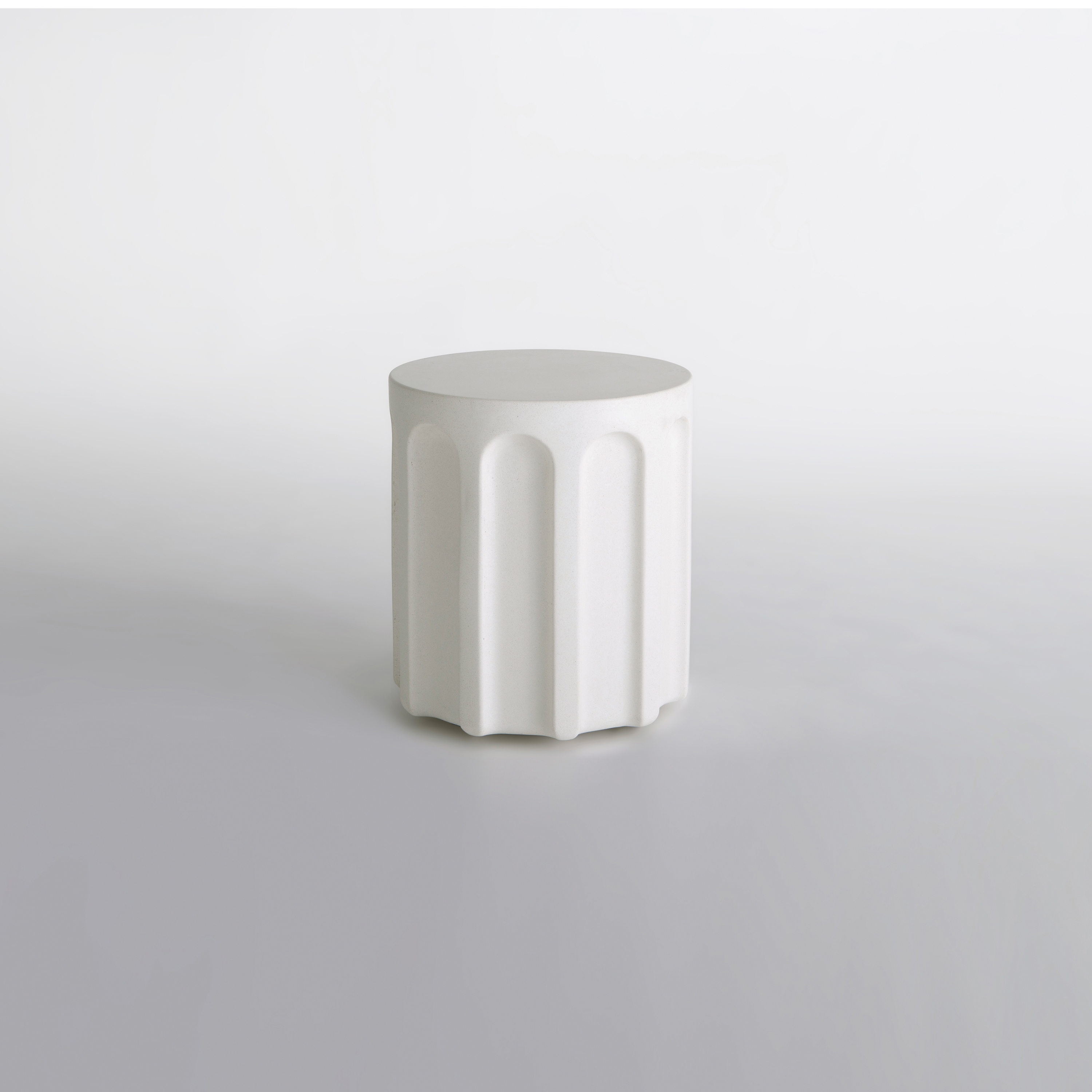 Mostra il prodotto Forum Side Table del produttore Phase Design