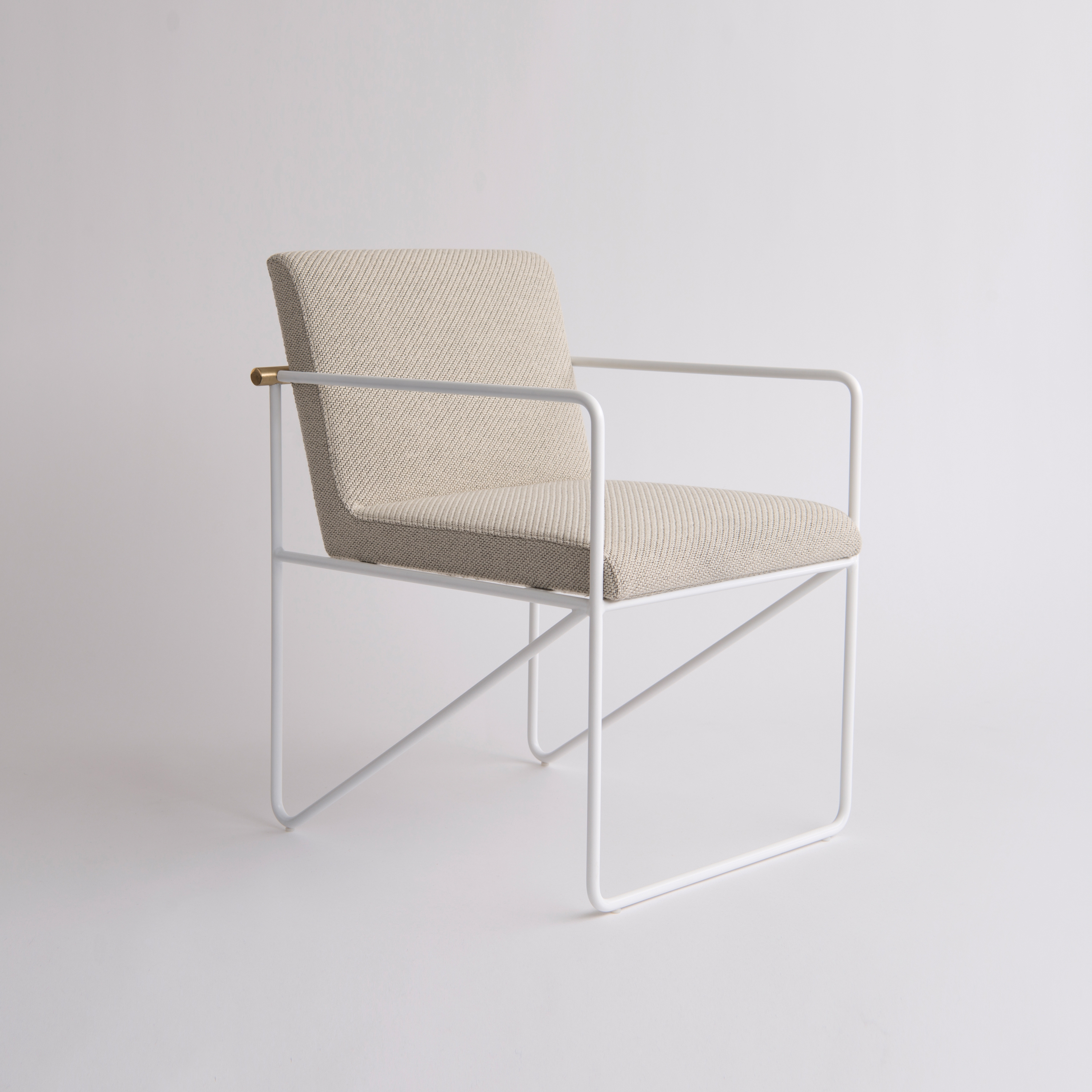 Mostra il prodotto Kickstand Side Chair del produttore Phase Design