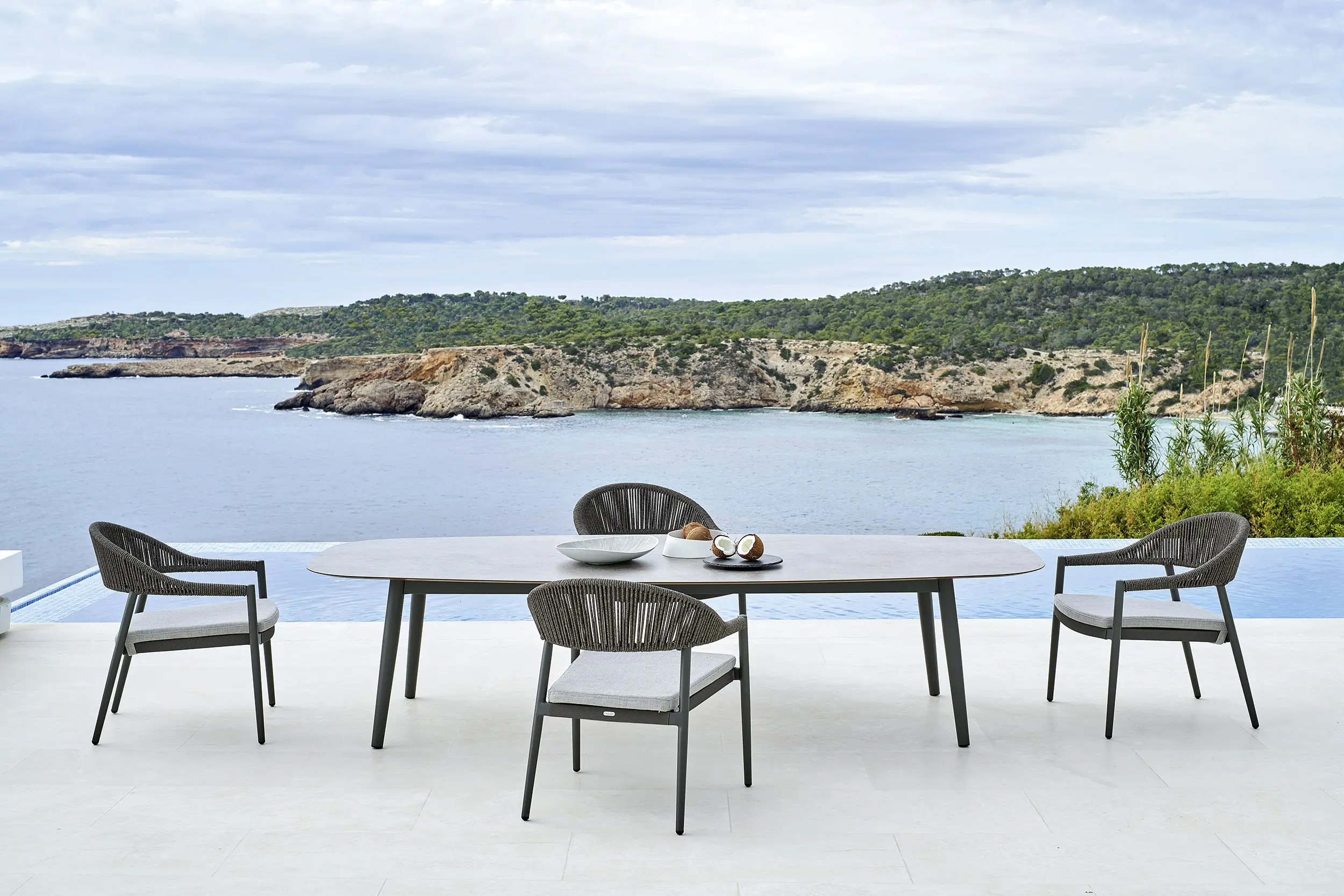 Varaschin - Ellisse low table